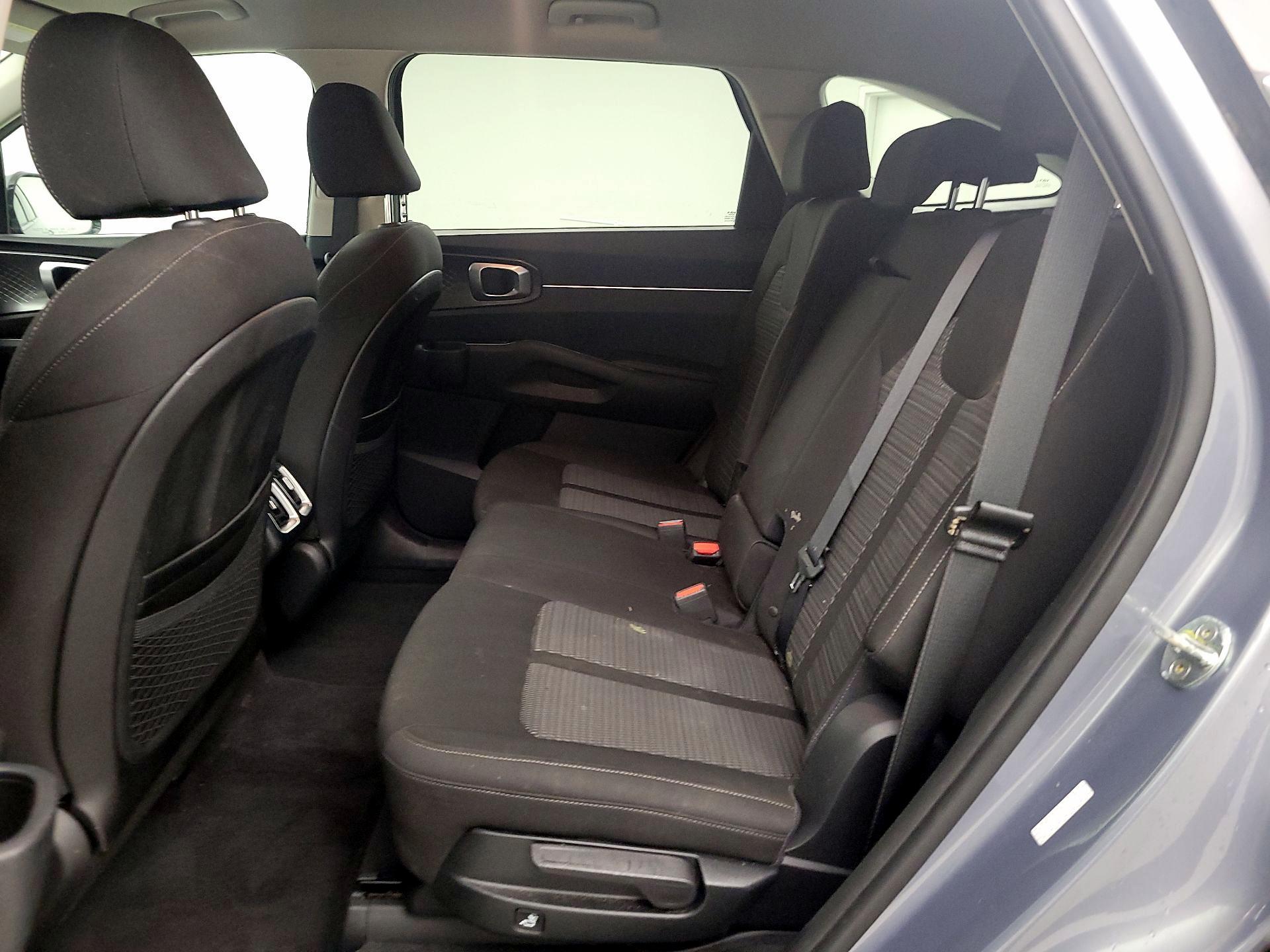 Thumbnail: 2022 Kia Sorento - 19