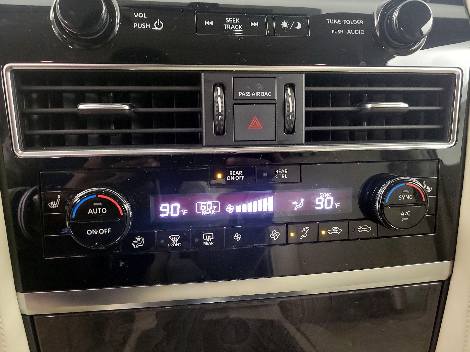 Thumbnail: 2022 INFINITI QX80 - 16