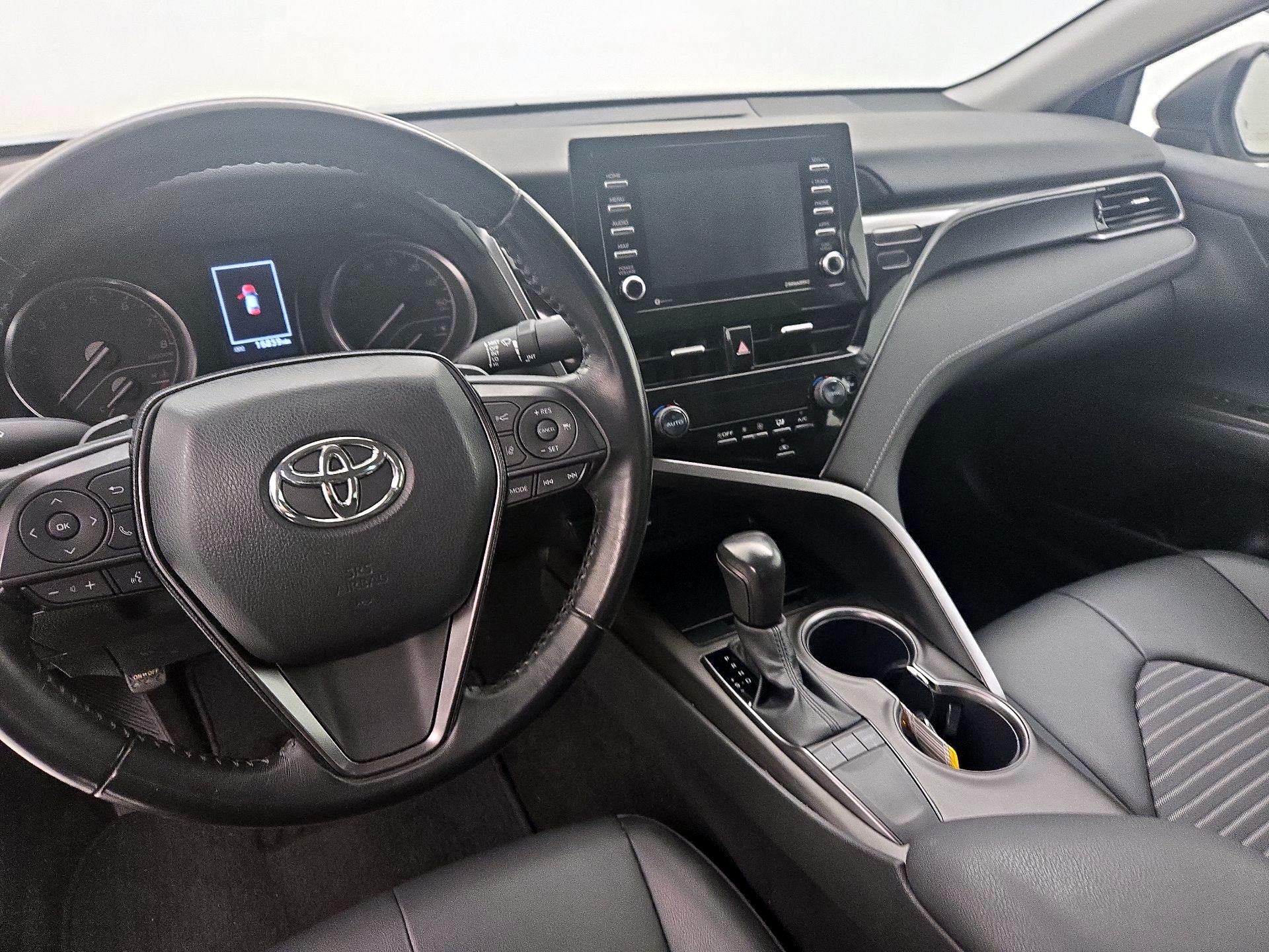 Thumbnail: 2022 Toyota Camry - 9