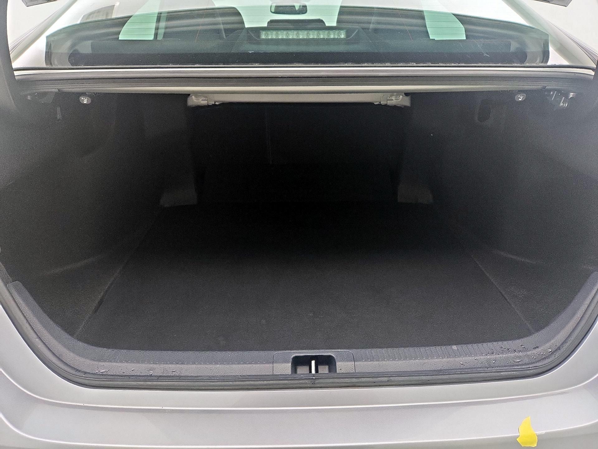 Thumbnail: 2022 Toyota Camry - 20