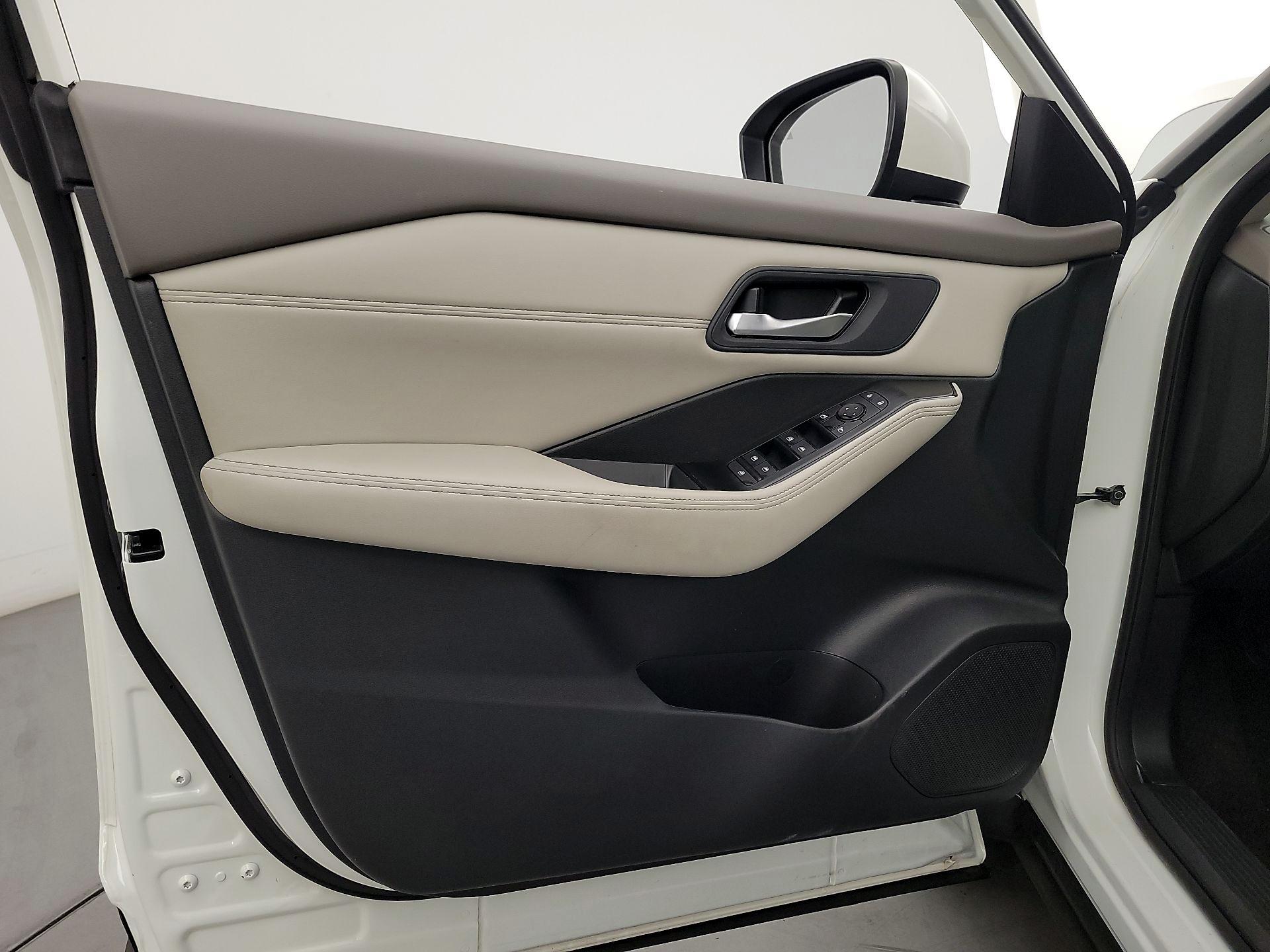 Thumbnail: 2023 Nissan Rogue - 12