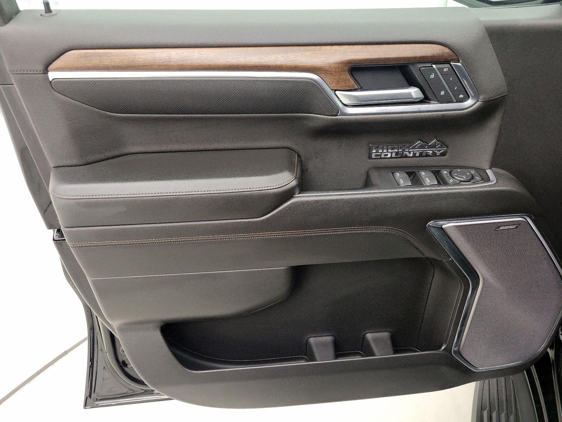 Thumbnail: 2022 Chevrolet Silverado 1500 - 12