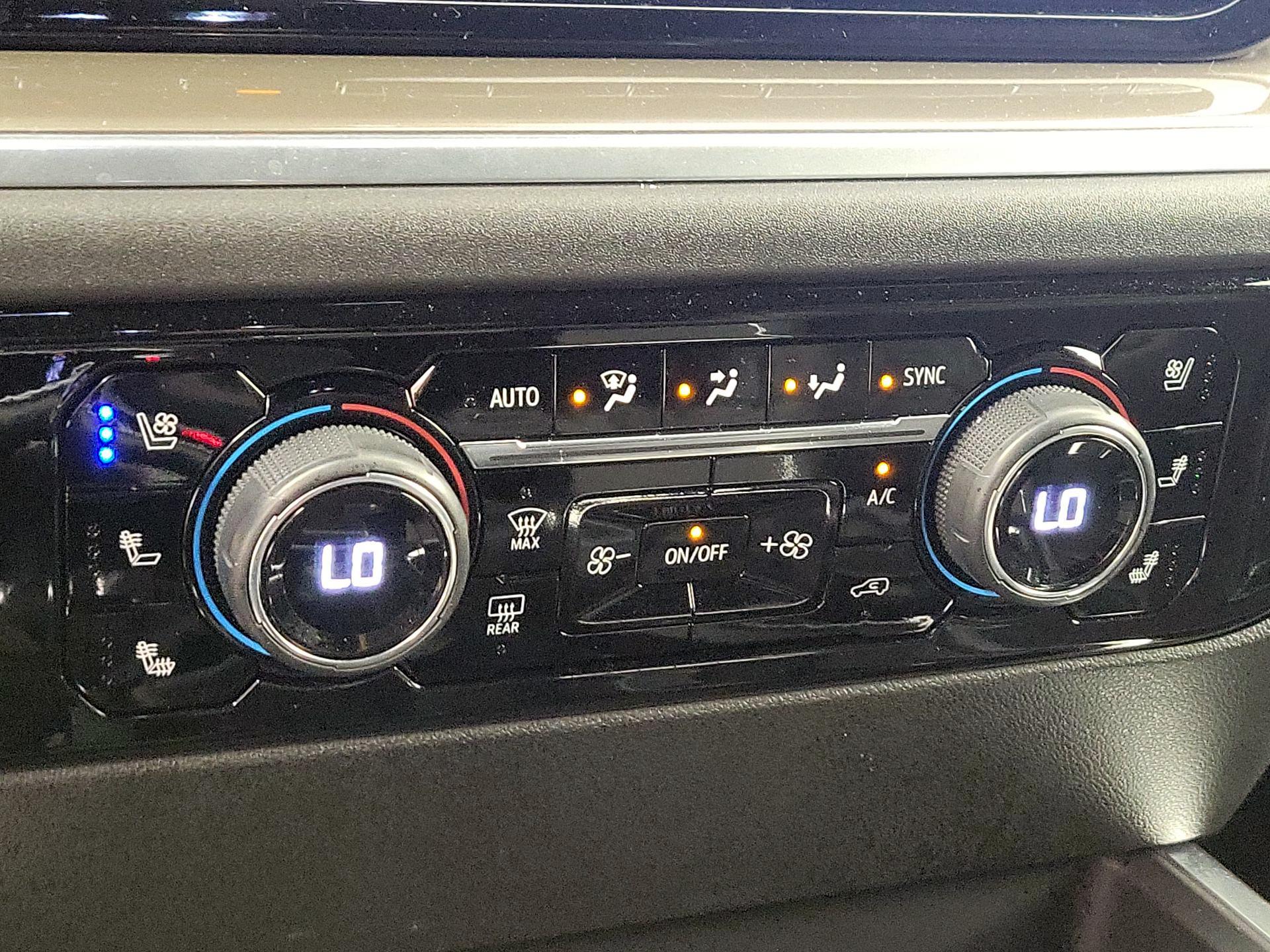 Thumbnail: 2022 Chevrolet Silverado 1500 - 16