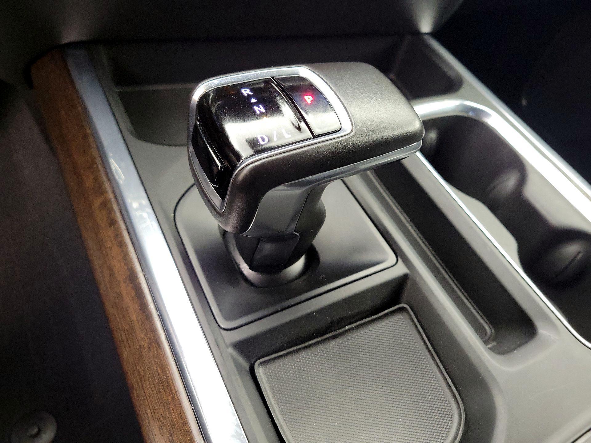 Thumbnail: 2022 Chevrolet Silverado 1500 - 17