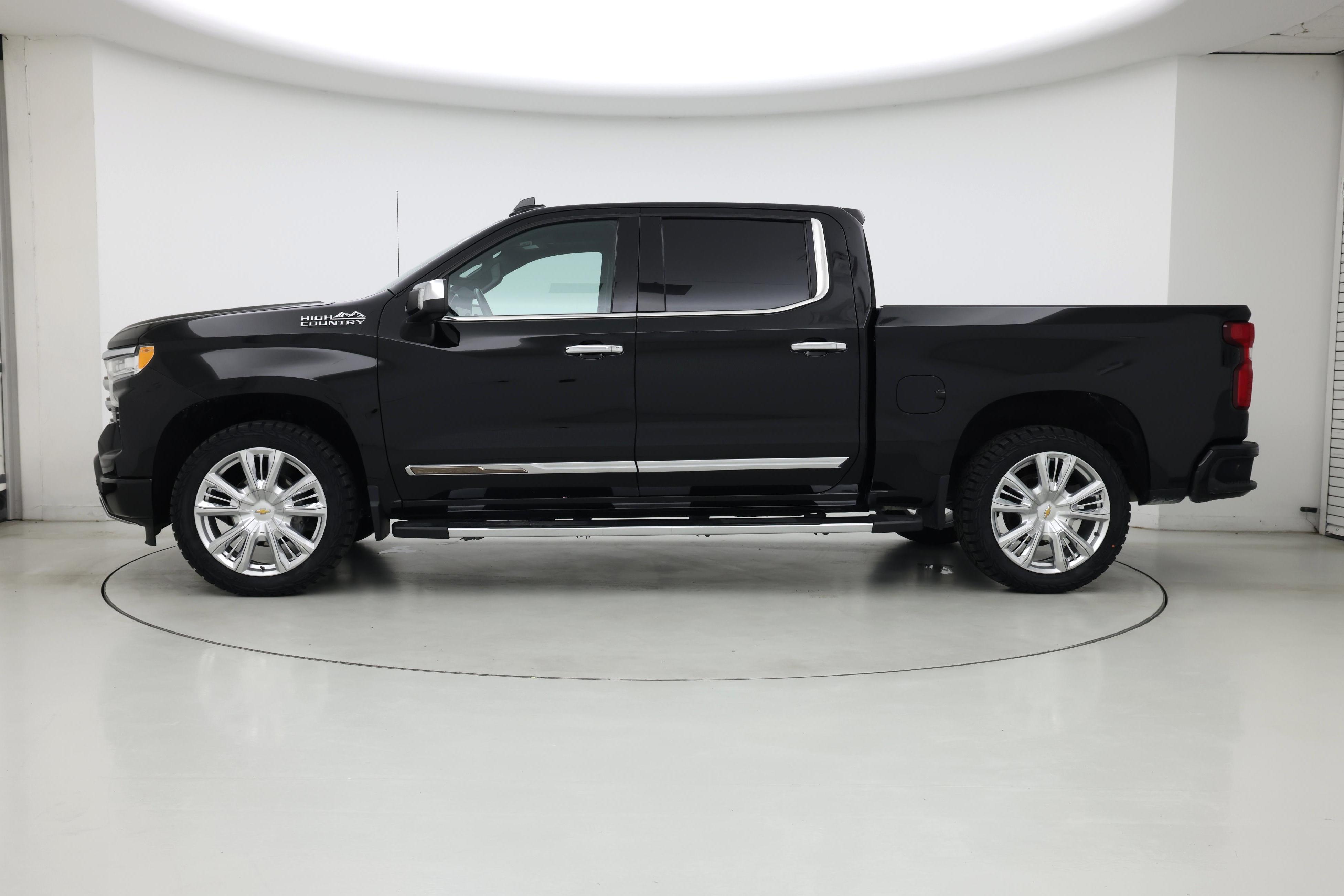 Thumbnail: 2022 Chevrolet Silverado 1500 - 3