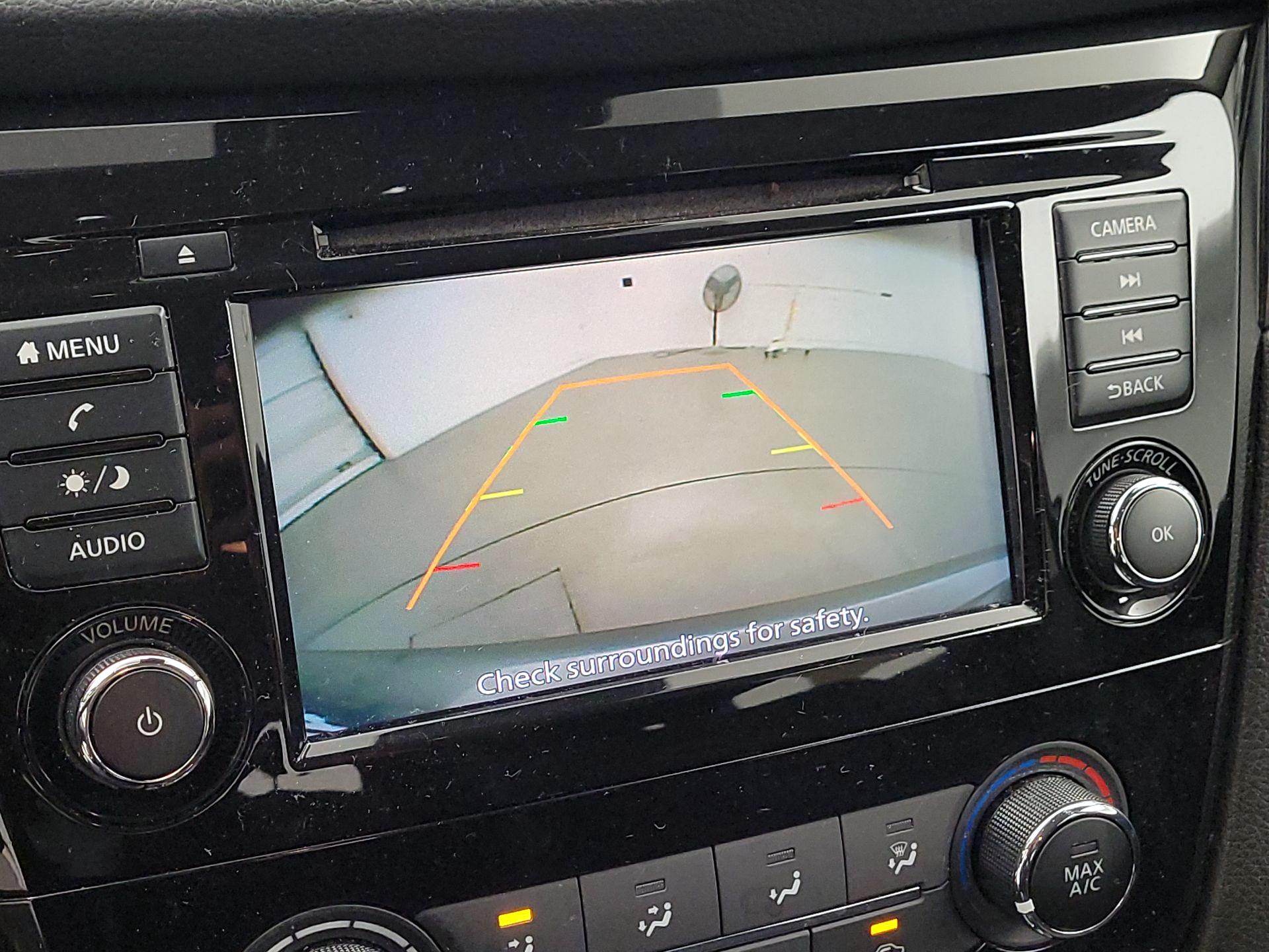 Thumbnail: 2022 Nissan Rogue Sport - 14