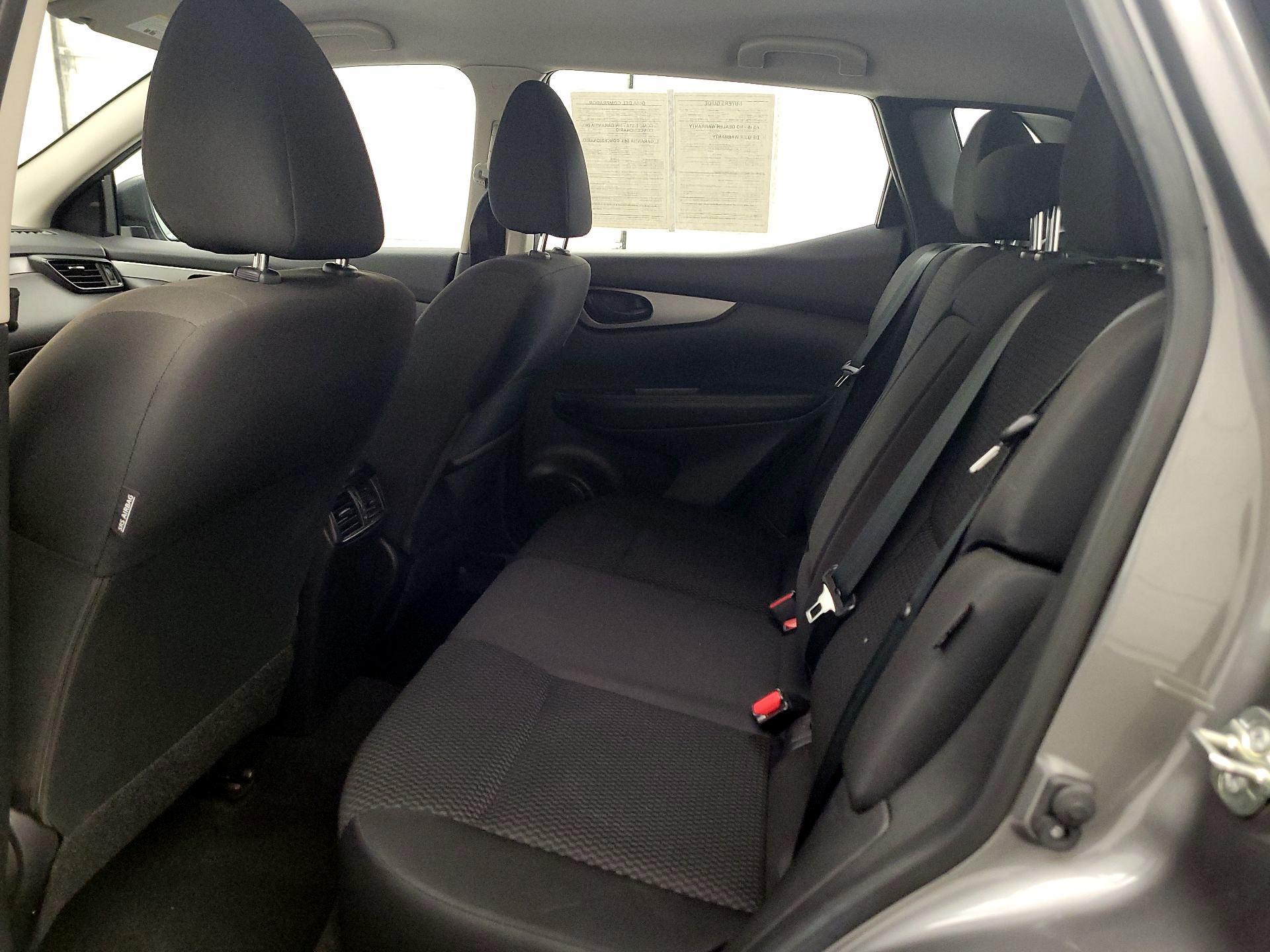 Thumbnail: 2022 Nissan Rogue Sport - 19