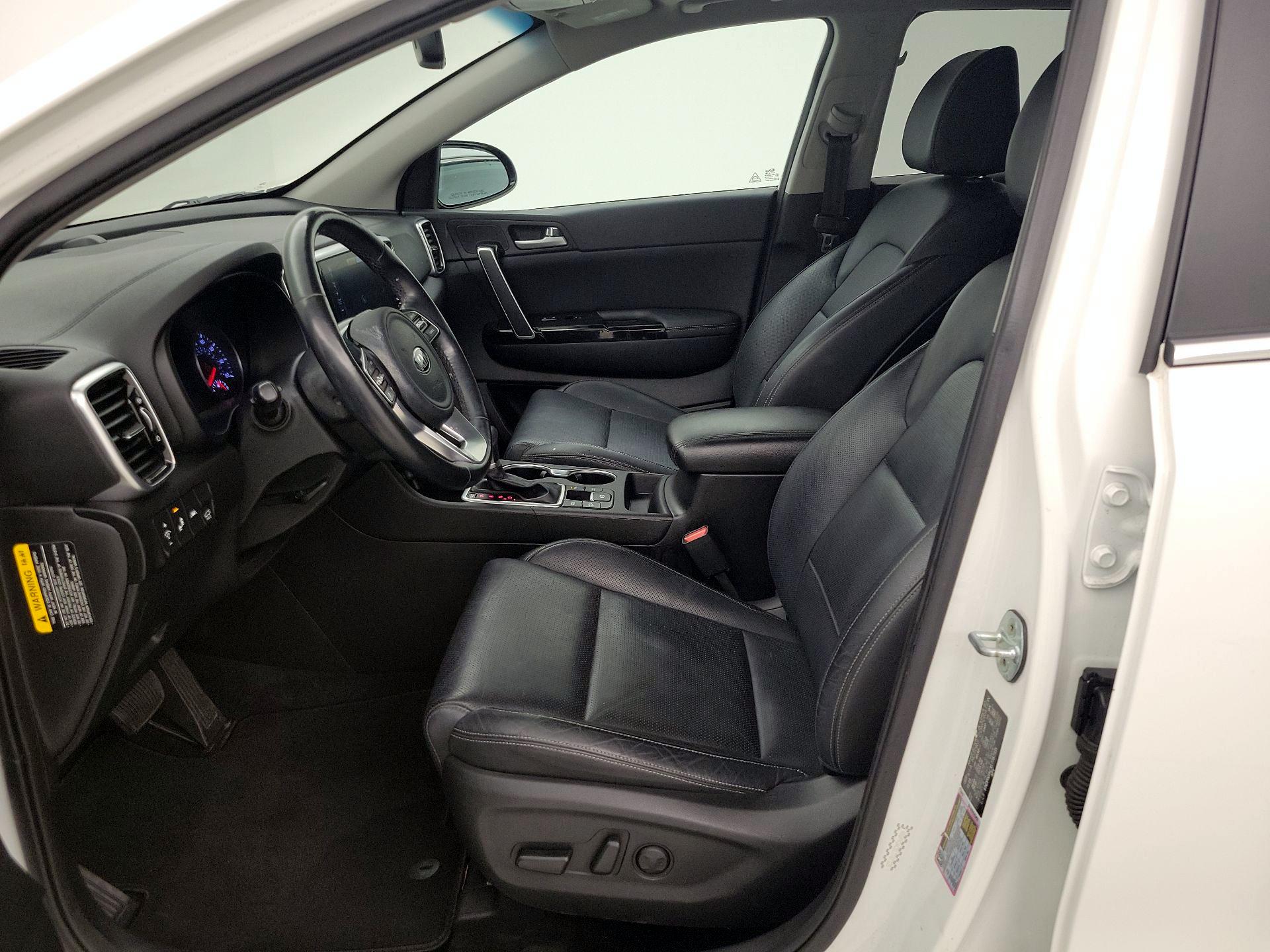 Thumbnail: 2020 Kia Sportage - 11