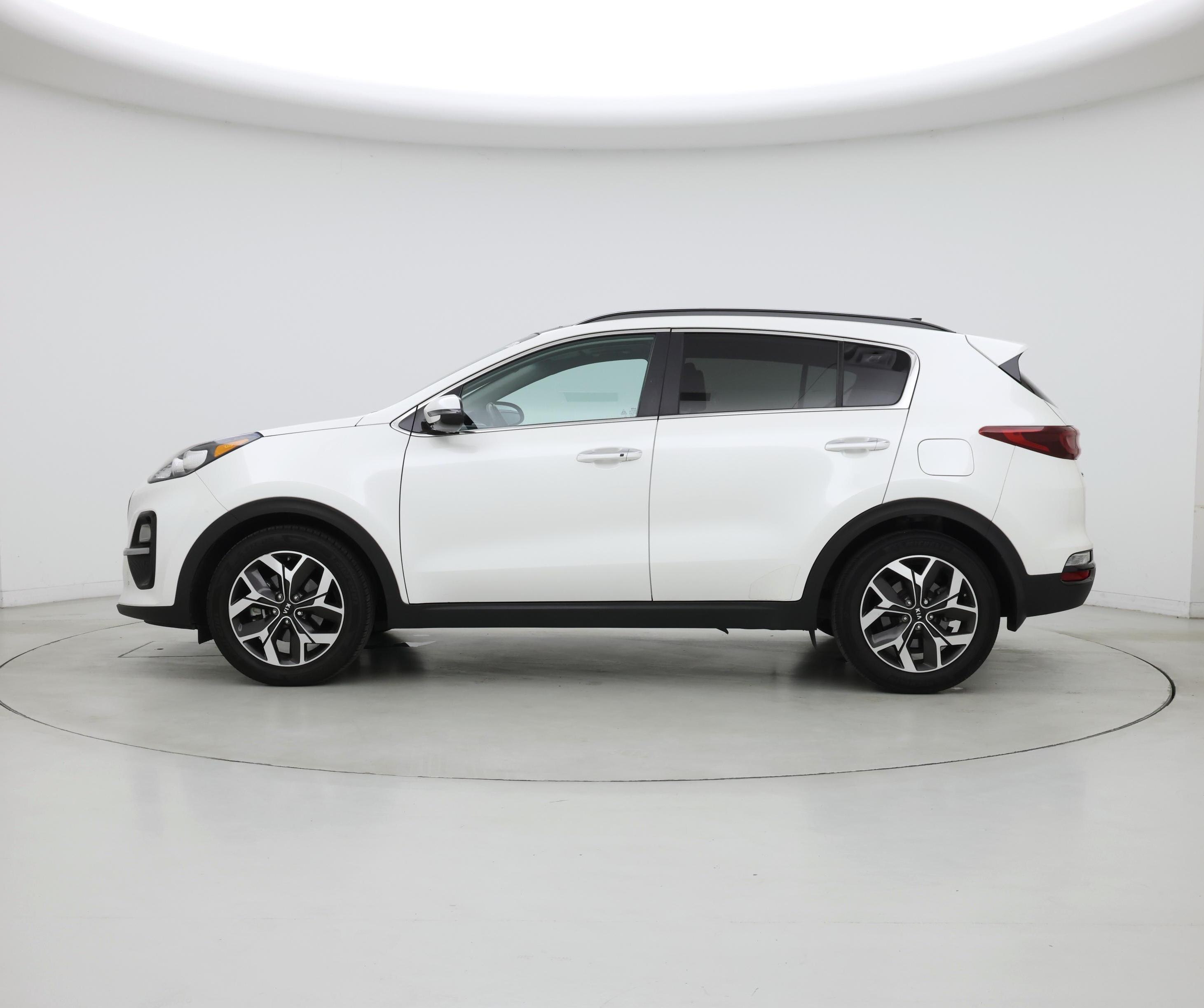 Thumbnail: 2020 Kia Sportage - 3