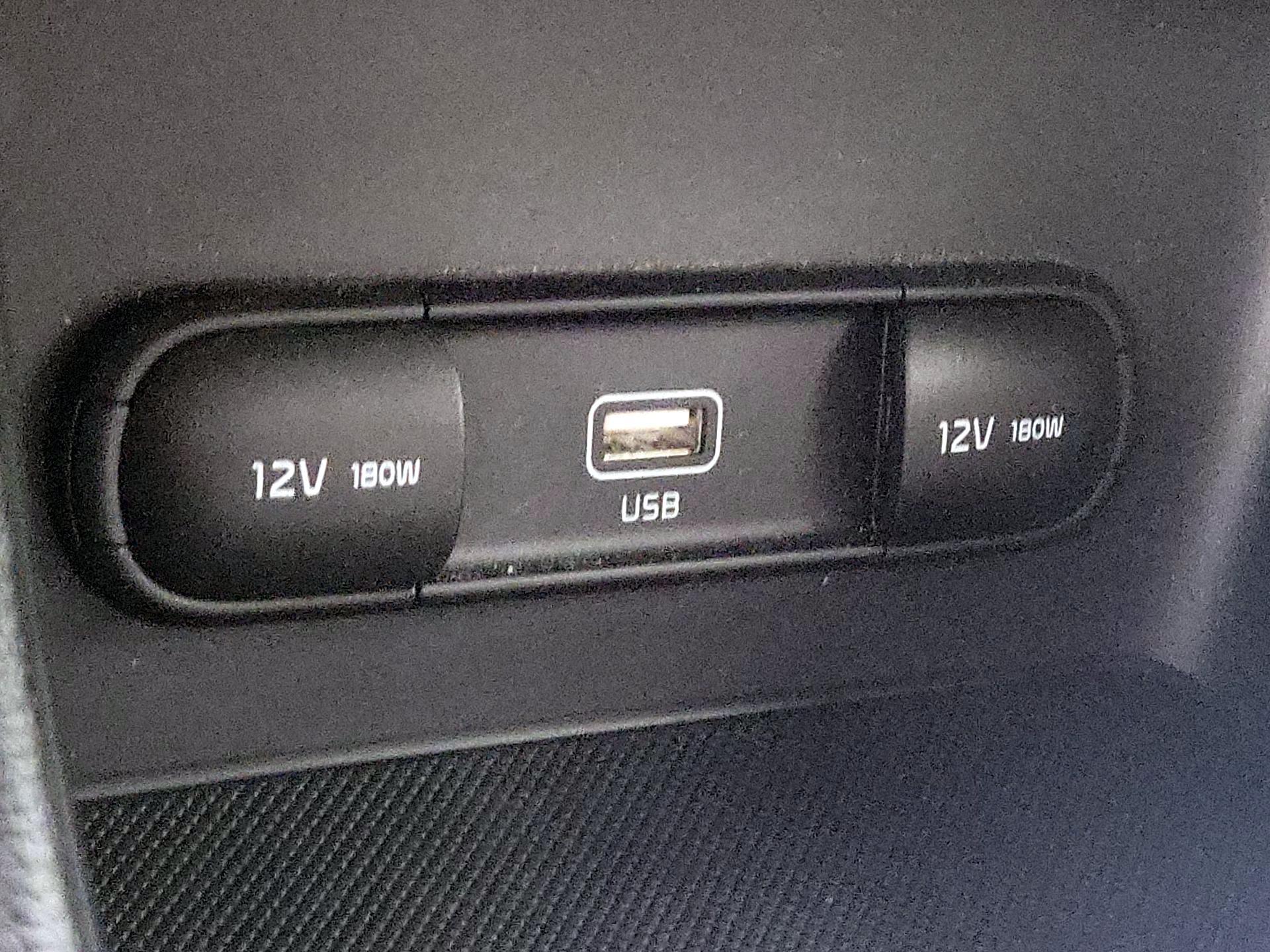 Thumbnail: 2020 Kia Sportage - 18