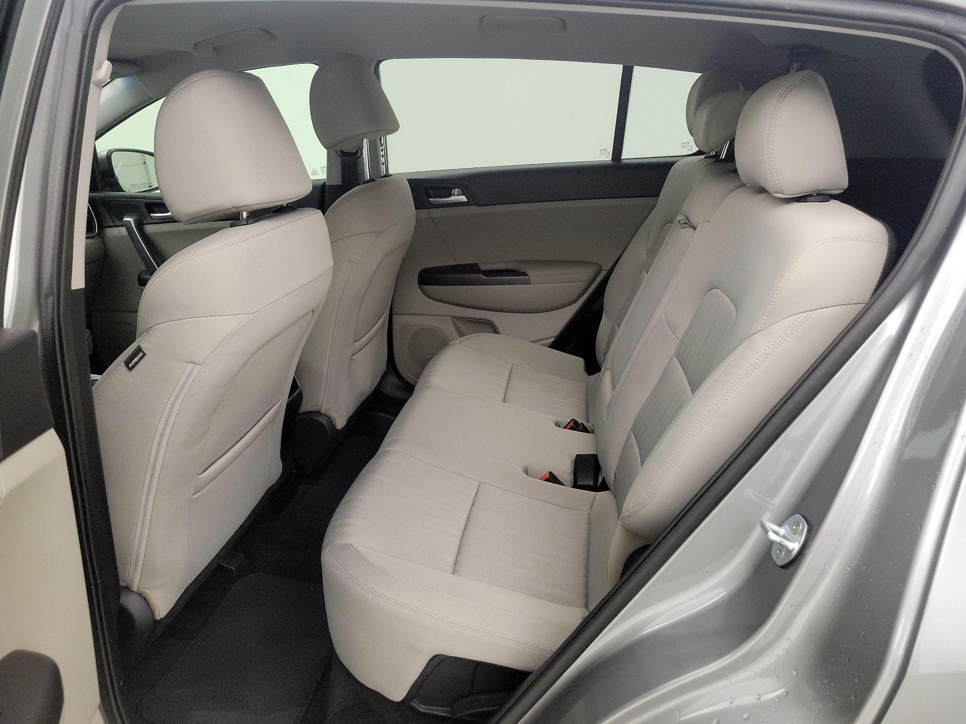 Thumbnail: 2020 Kia Sportage - 19