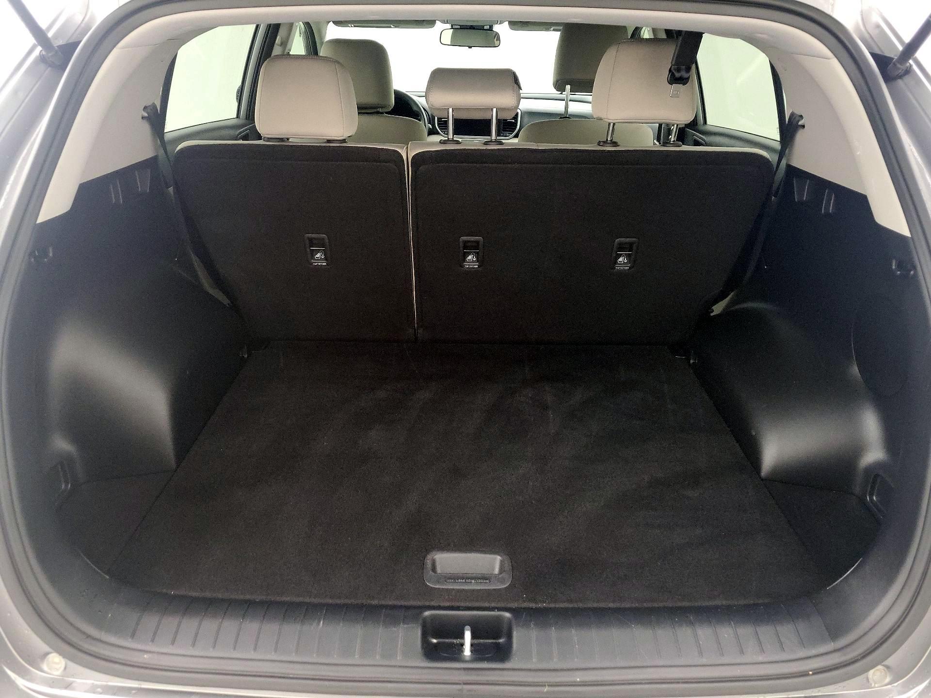 Thumbnail: 2020 Kia Sportage - 20