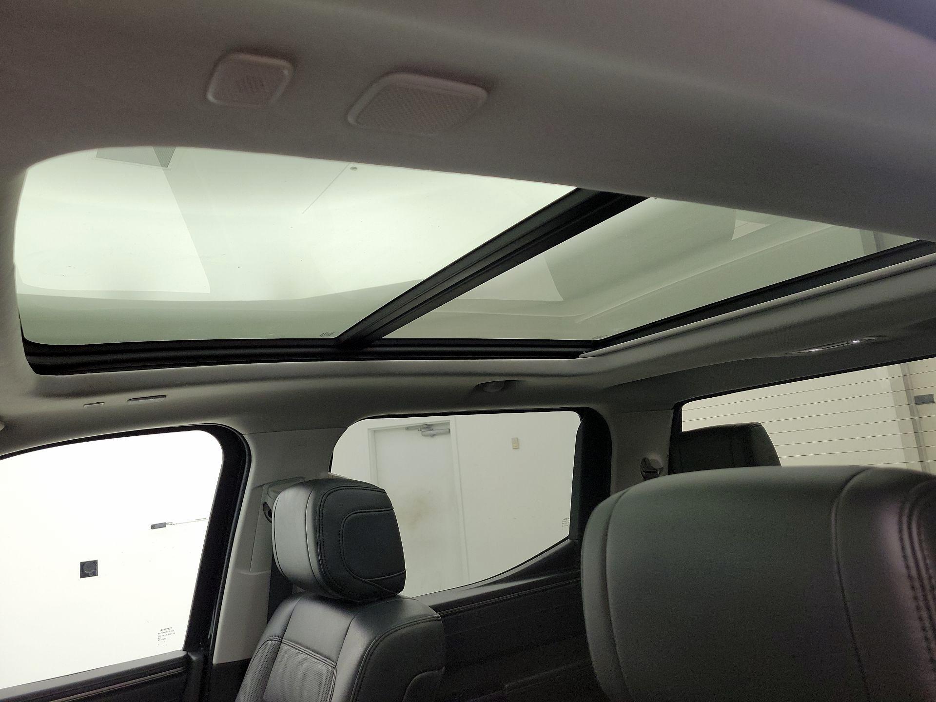 Thumbnail: 2022 Toyota Tundra - 19