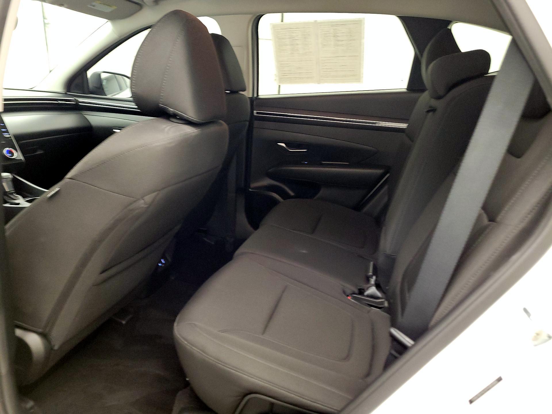 Thumbnail: 2023 Hyundai Tucson - 19