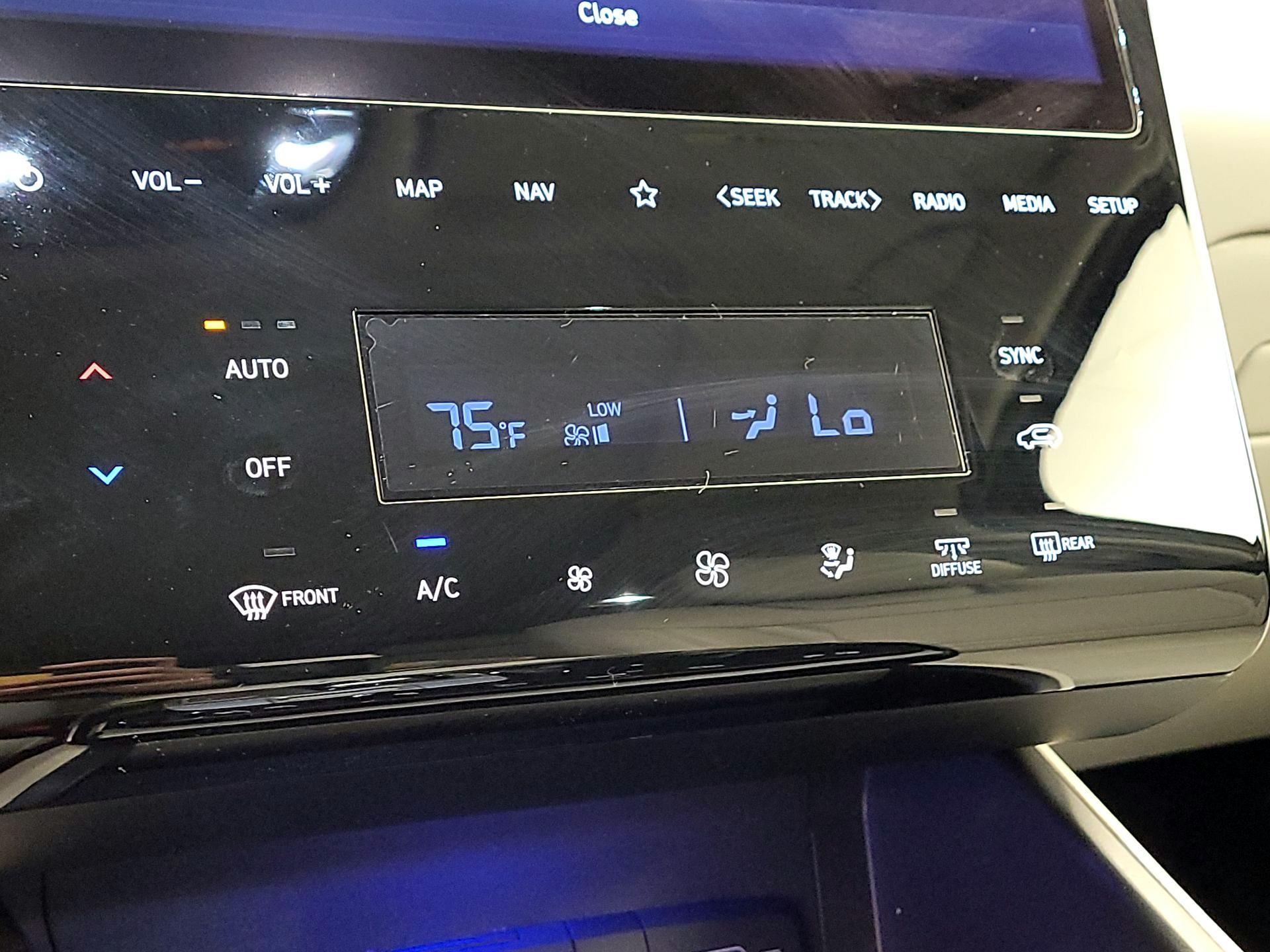 Thumbnail: 2022 Hyundai Tucson - 16