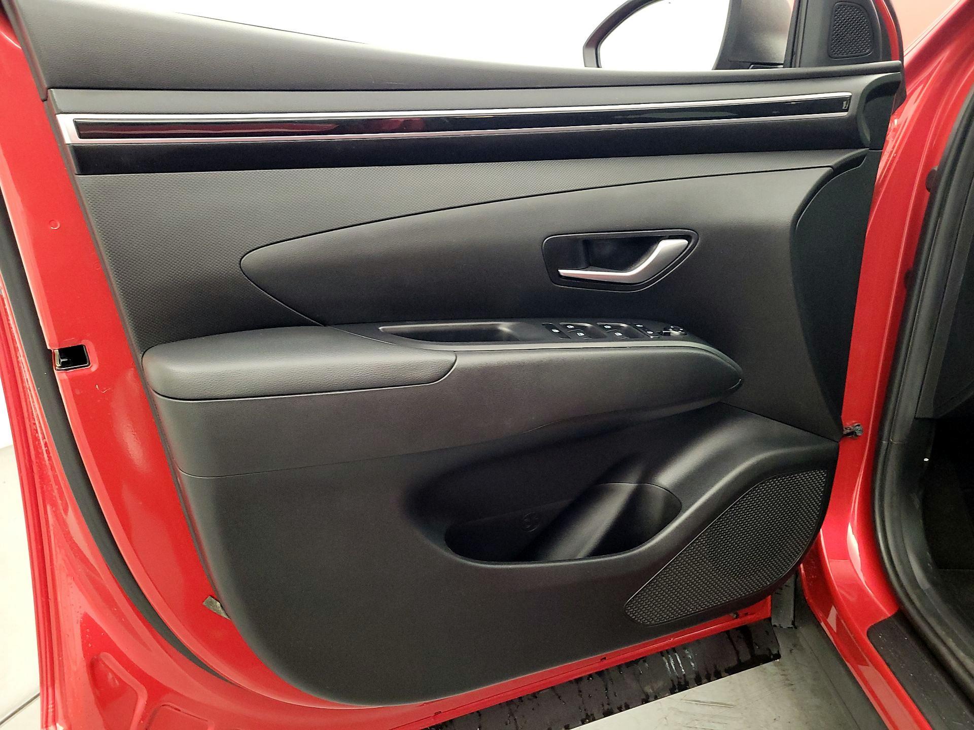 Thumbnail: 2023 Hyundai Tucson - 12