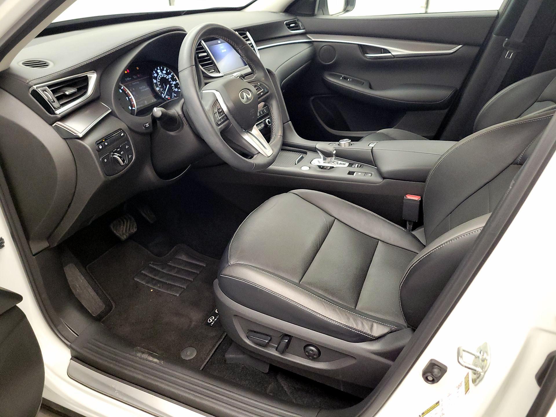 Thumbnail: 2022 INFINITI QX50 - 11