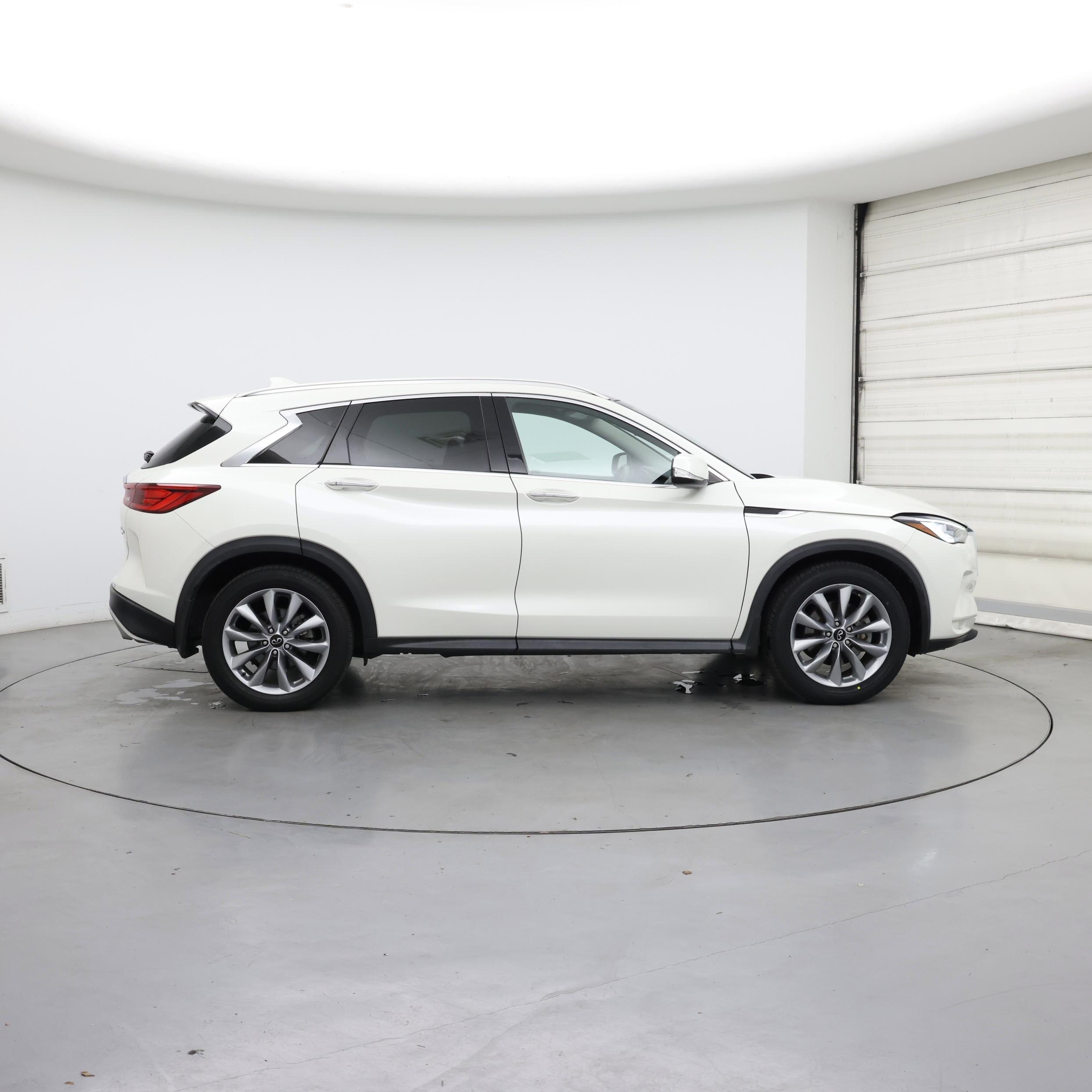 Thumbnail: 2022 INFINITI QX50 - 7