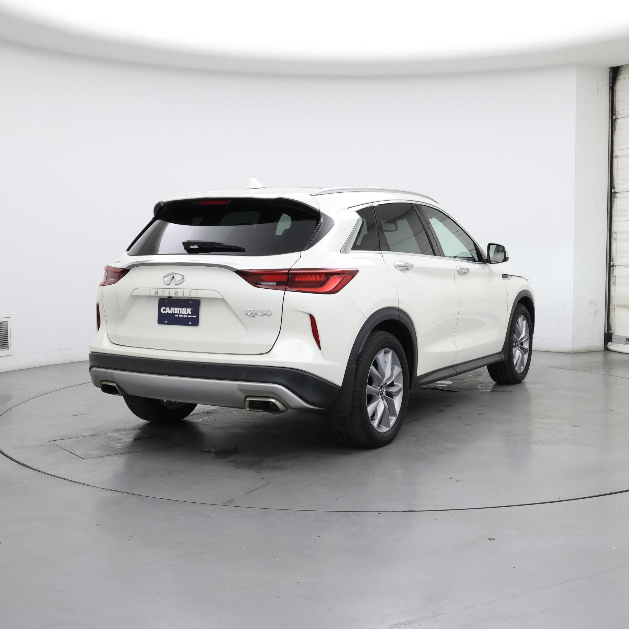 Thumbnail: 2022 INFINITI QX50 - 8