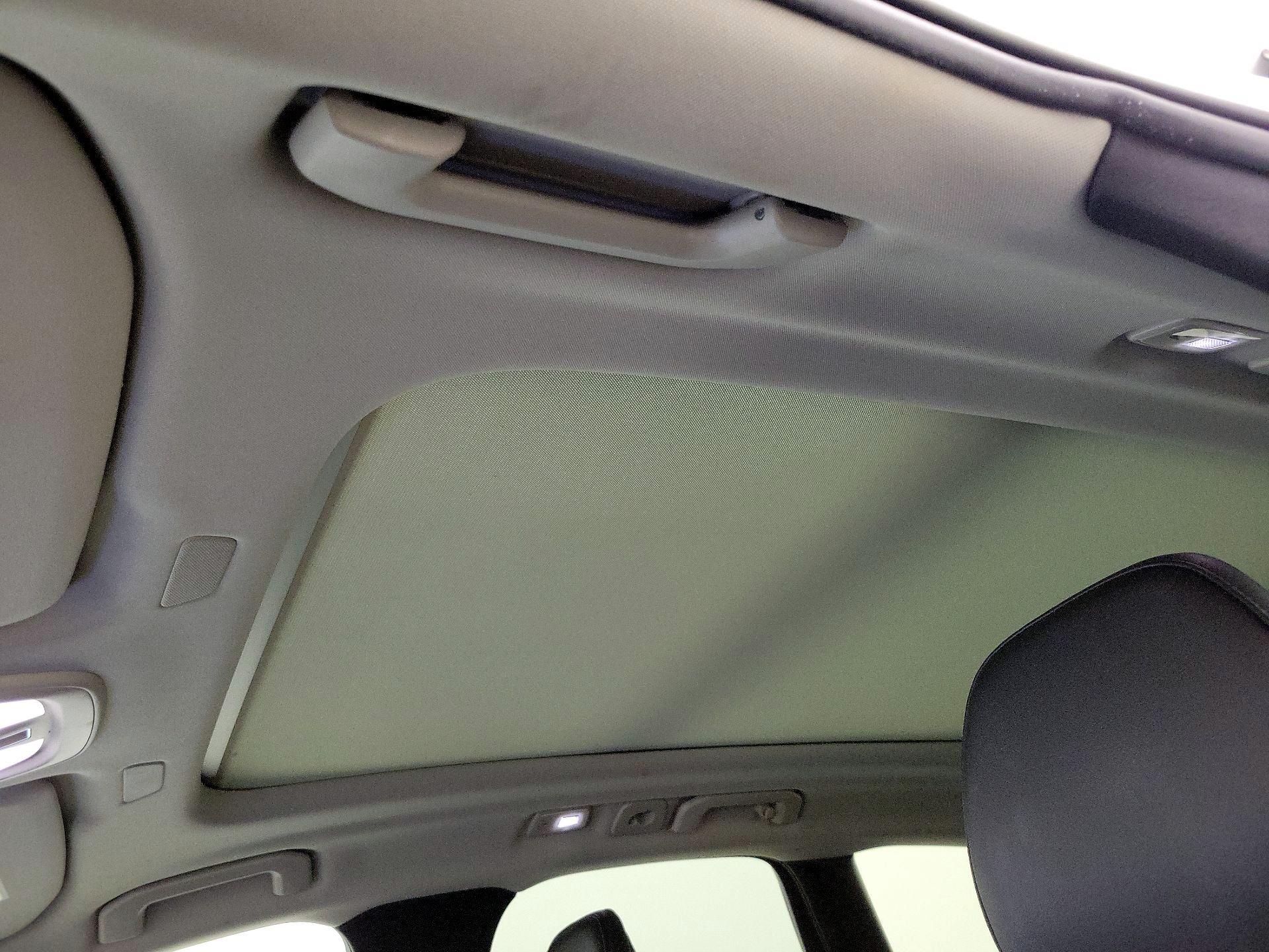 Thumbnail: 2023 Volvo XC60 - 20