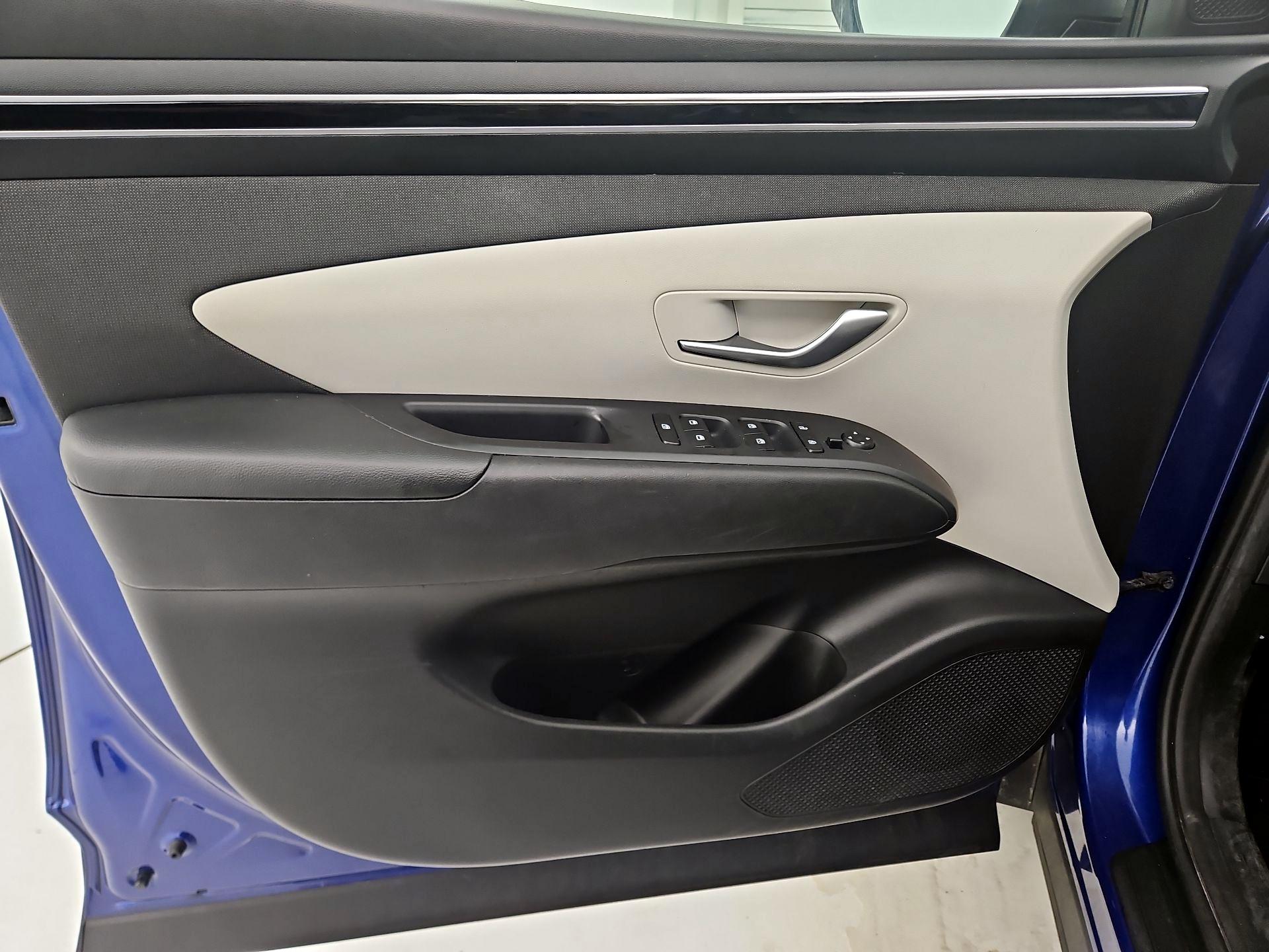 Thumbnail: 2023 Hyundai Tucson - 12