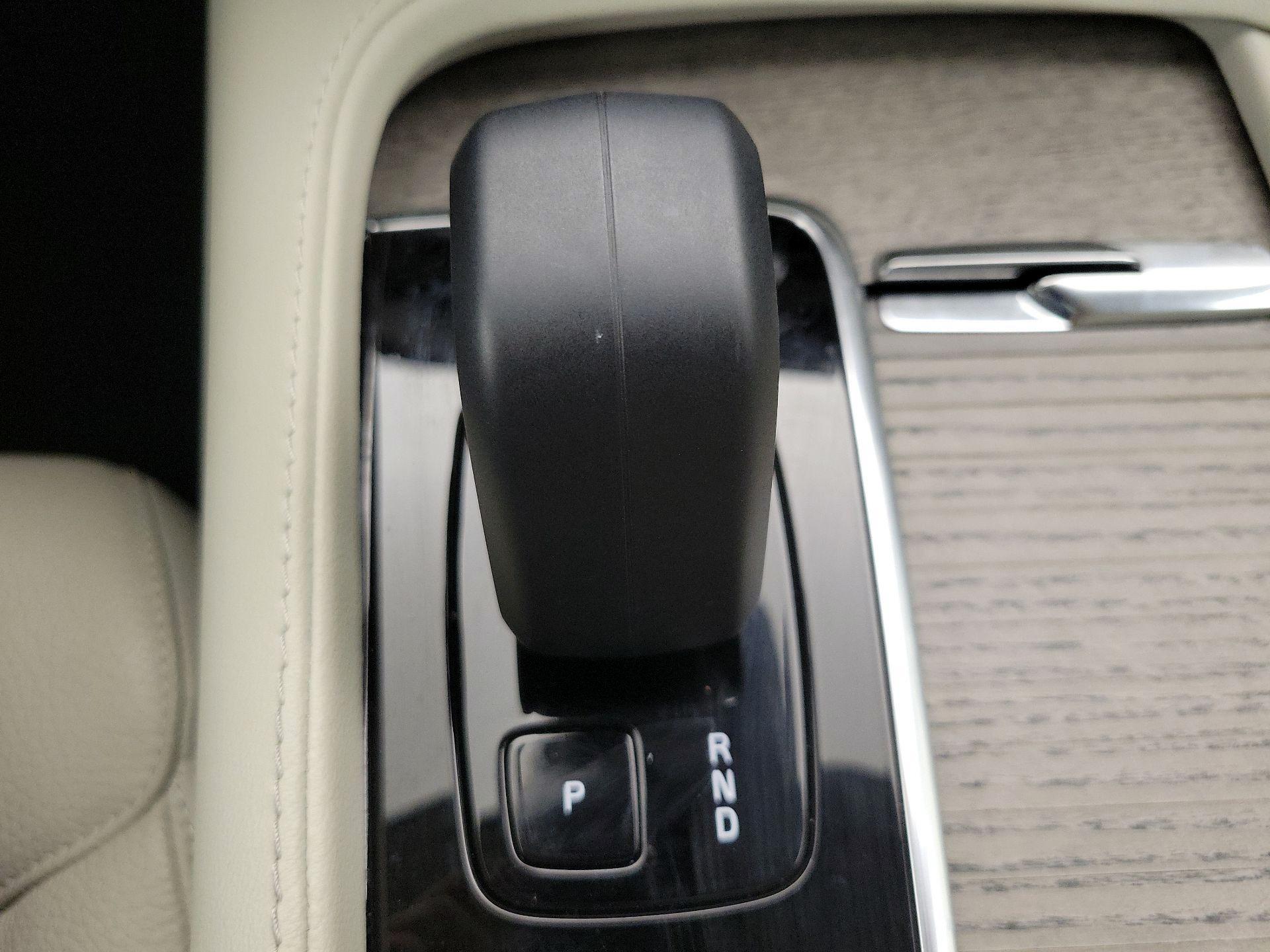 Thumbnail: 2023 Volvo XC90 - 17