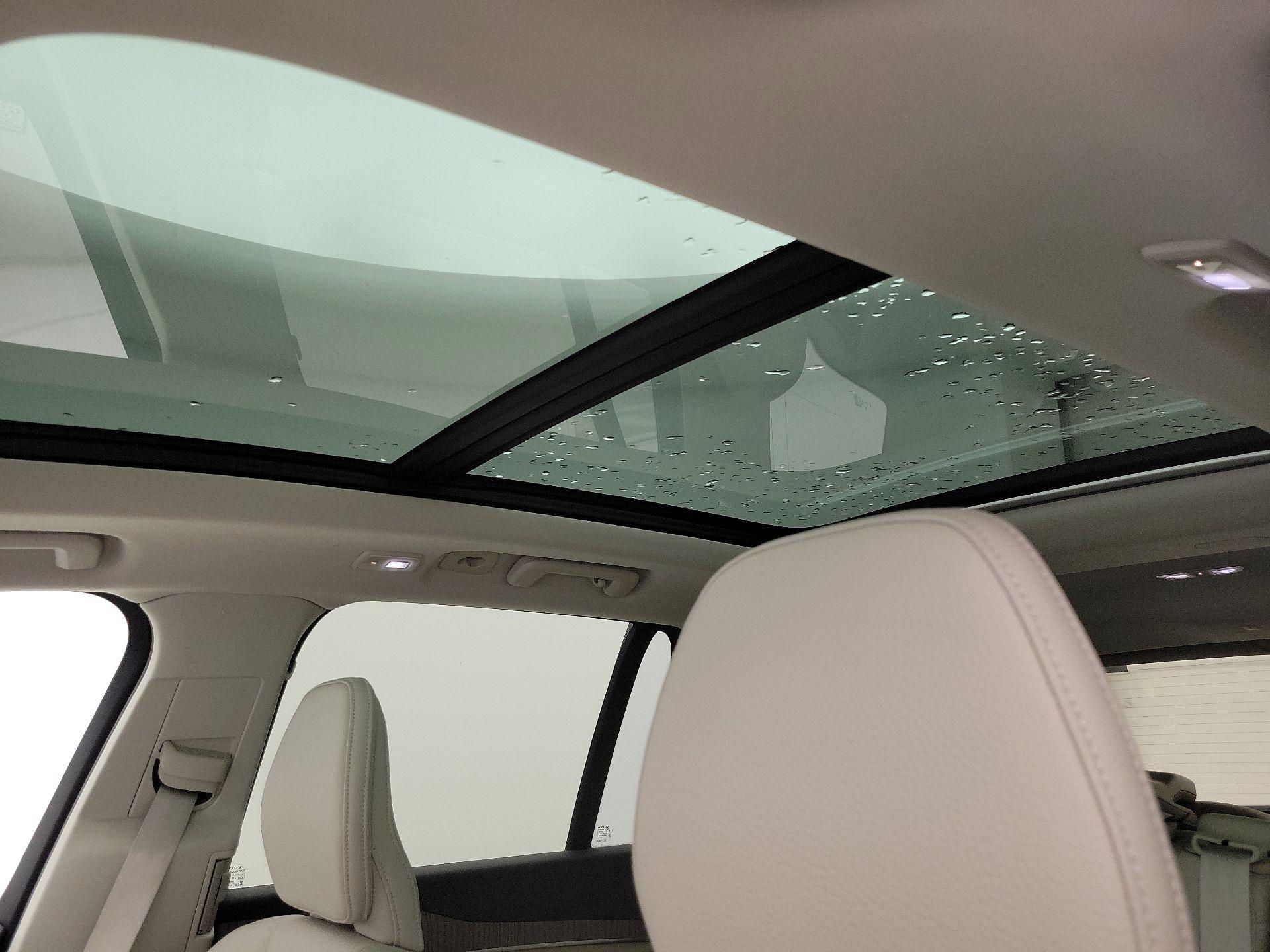 Thumbnail: 2023 Volvo XC90 - 18