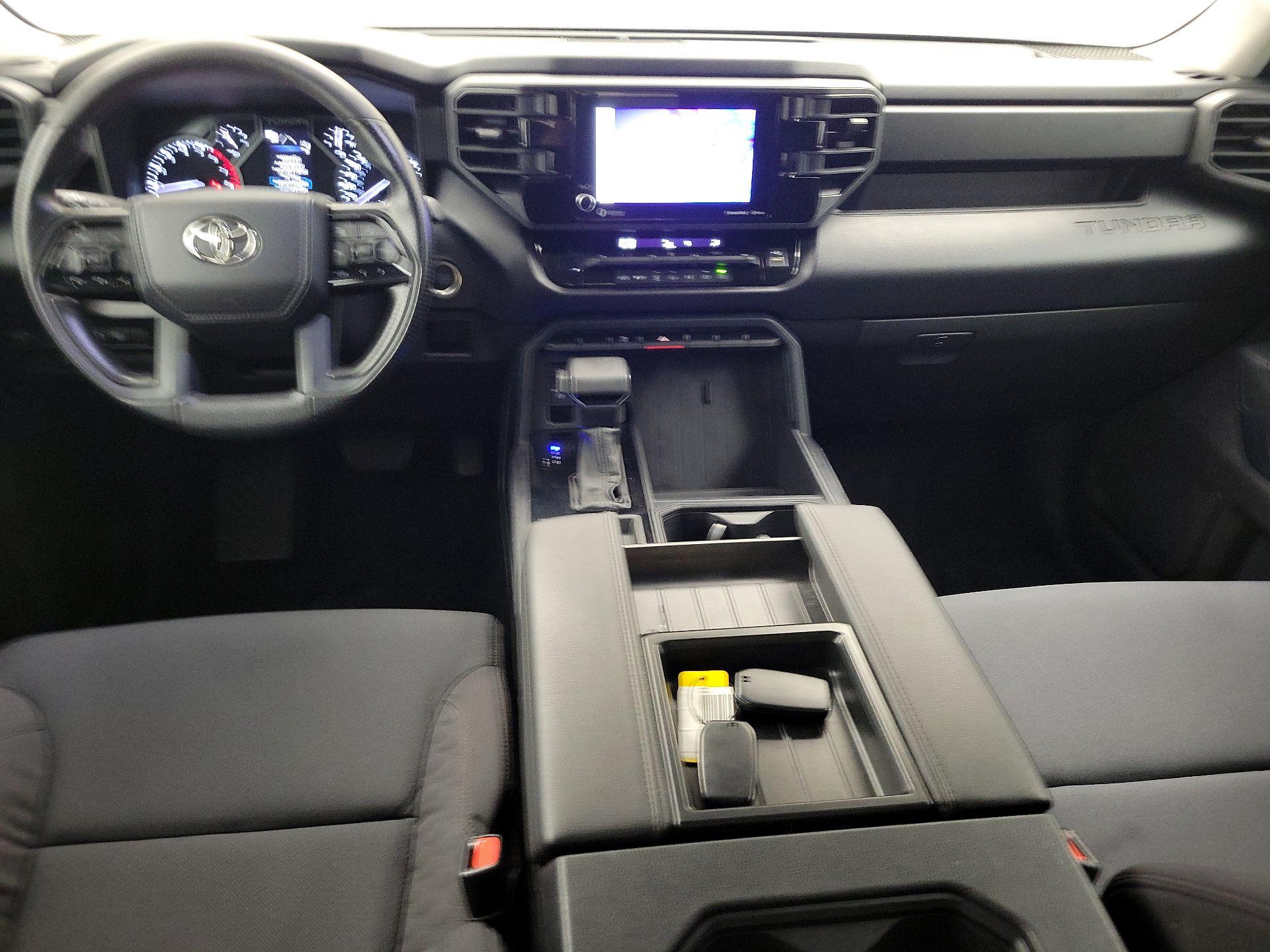 Thumbnail: 2022 Toyota Tundra - 9