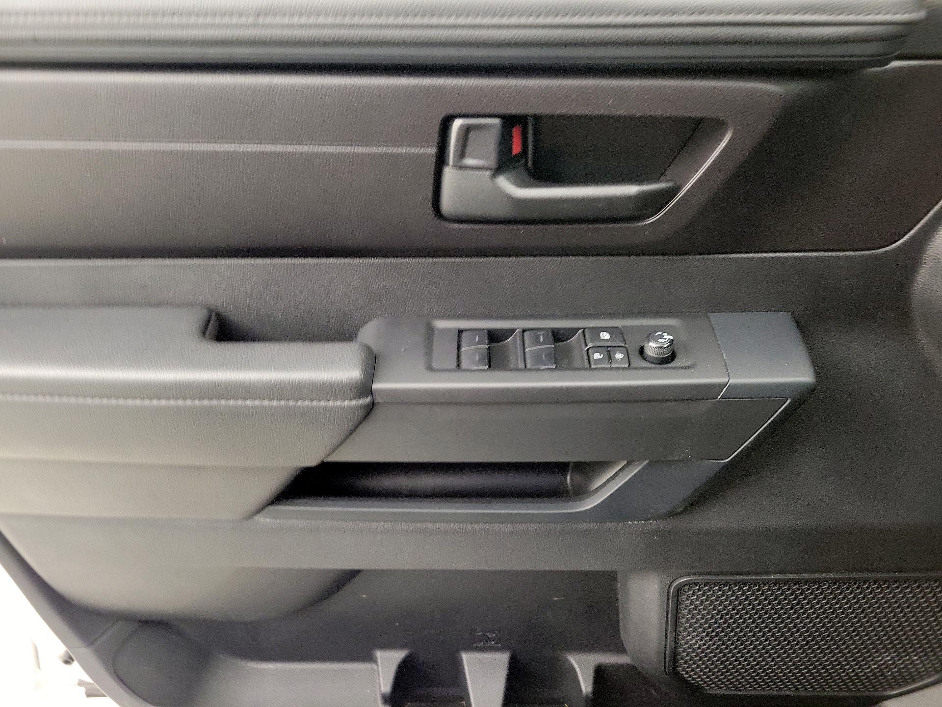 Thumbnail: 2022 Toyota Tundra - 12