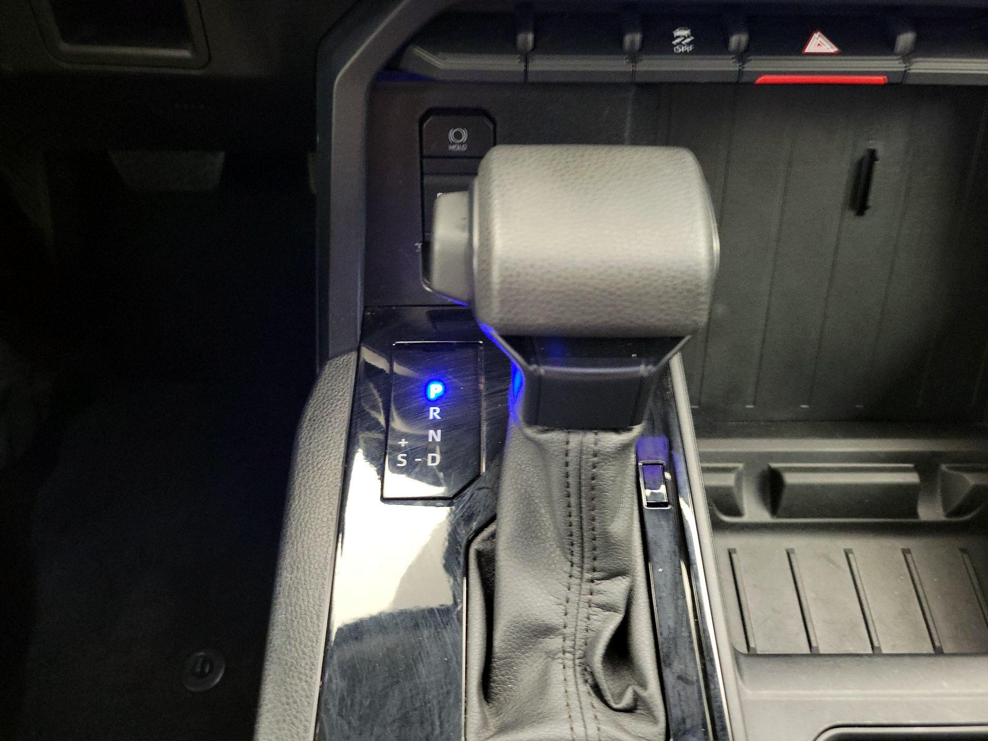 Thumbnail: 2022 Toyota Tundra - 17