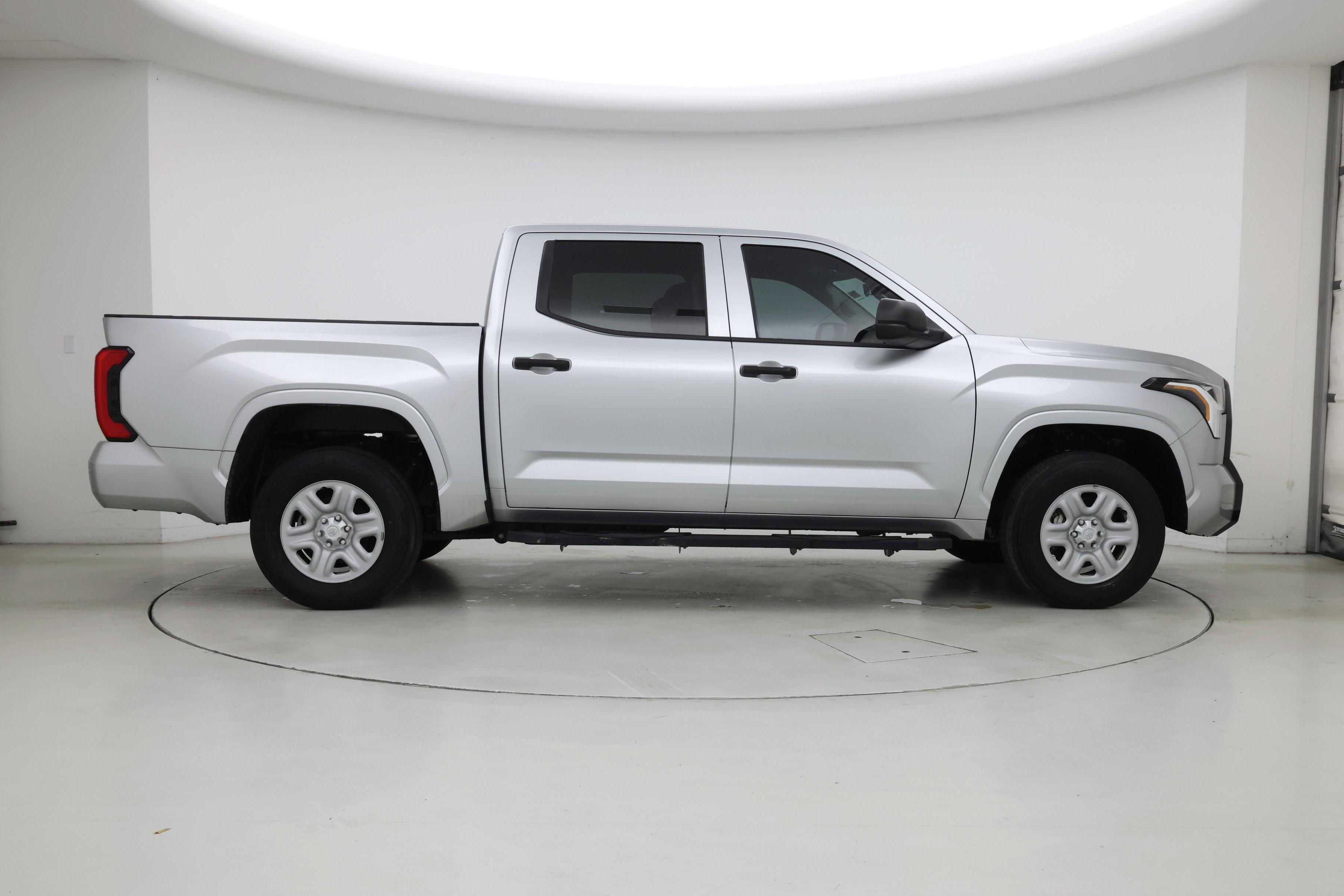 Thumbnail: 2022 Toyota Tundra - 7