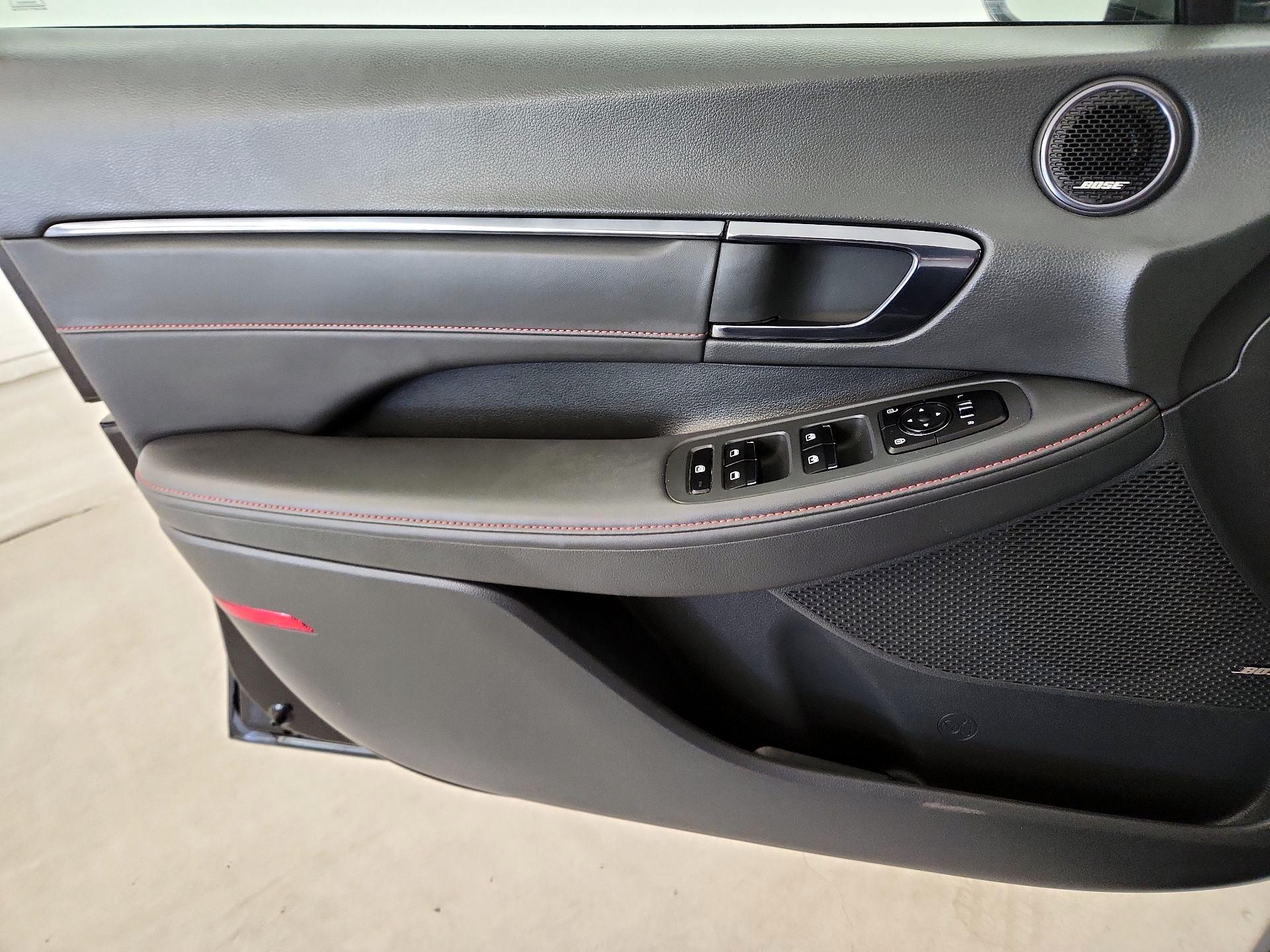 Thumbnail: 2023 Hyundai Sonata - 12