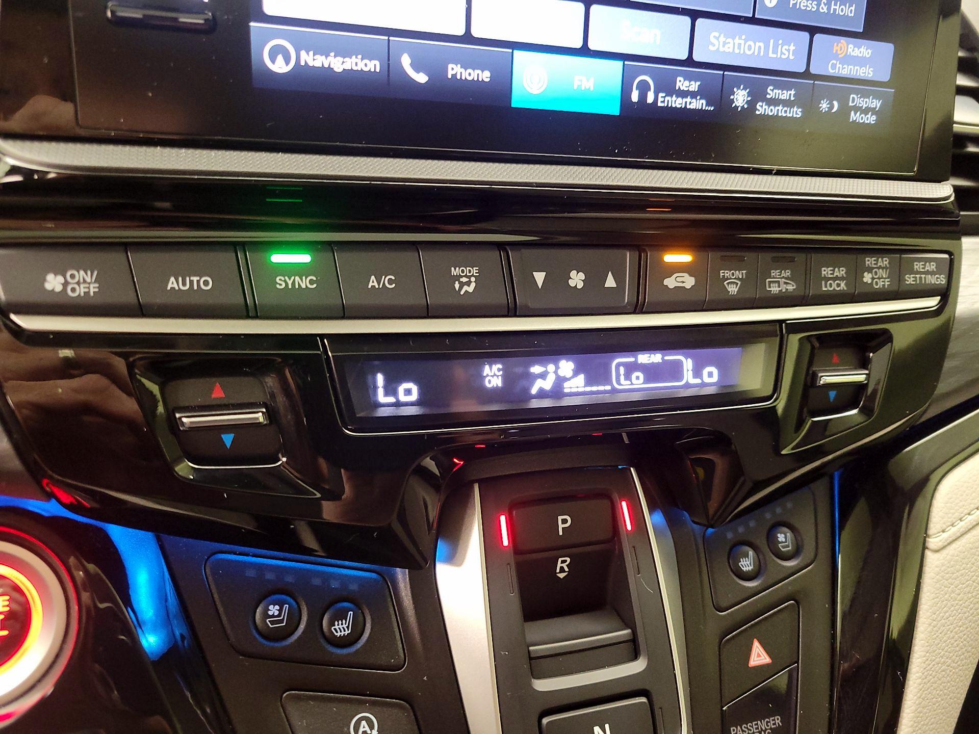 Thumbnail: 2026 Honda Odyssey - 17