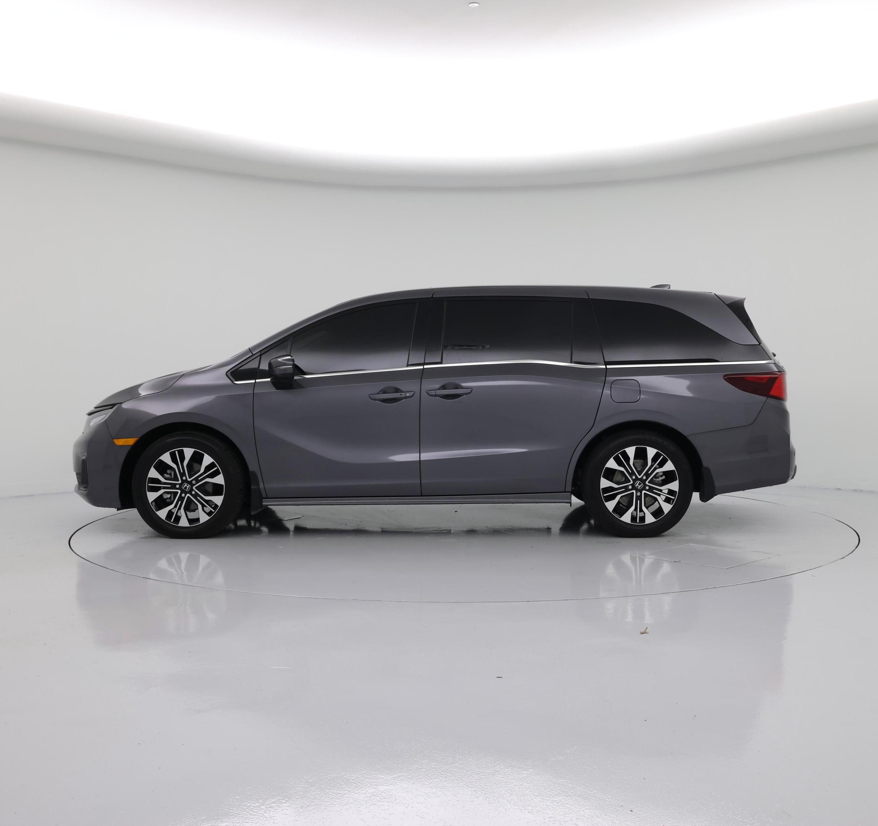 Thumbnail: 2026 Honda Odyssey - 3