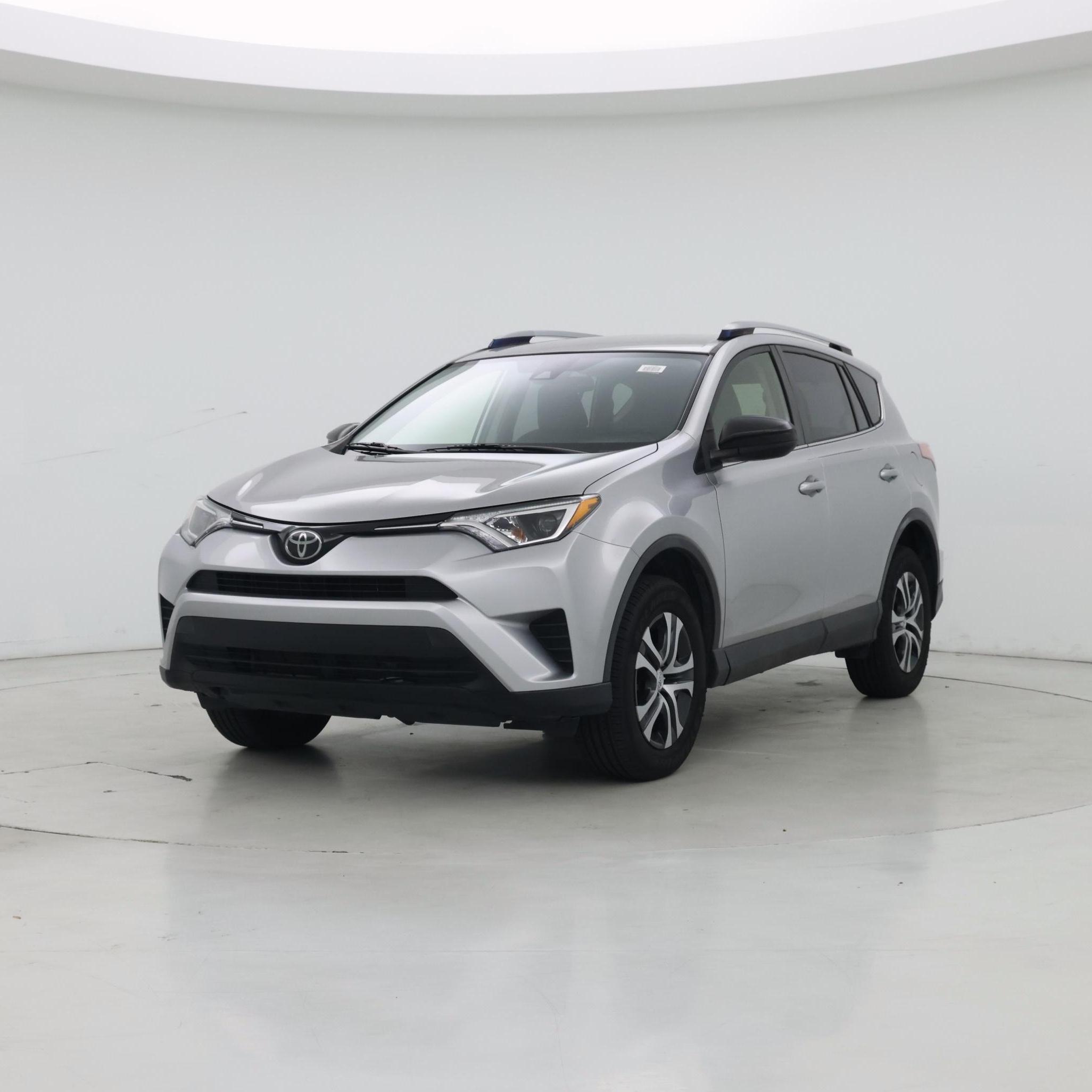 Thumbnail: 2018 Toyota RAV4 - 4