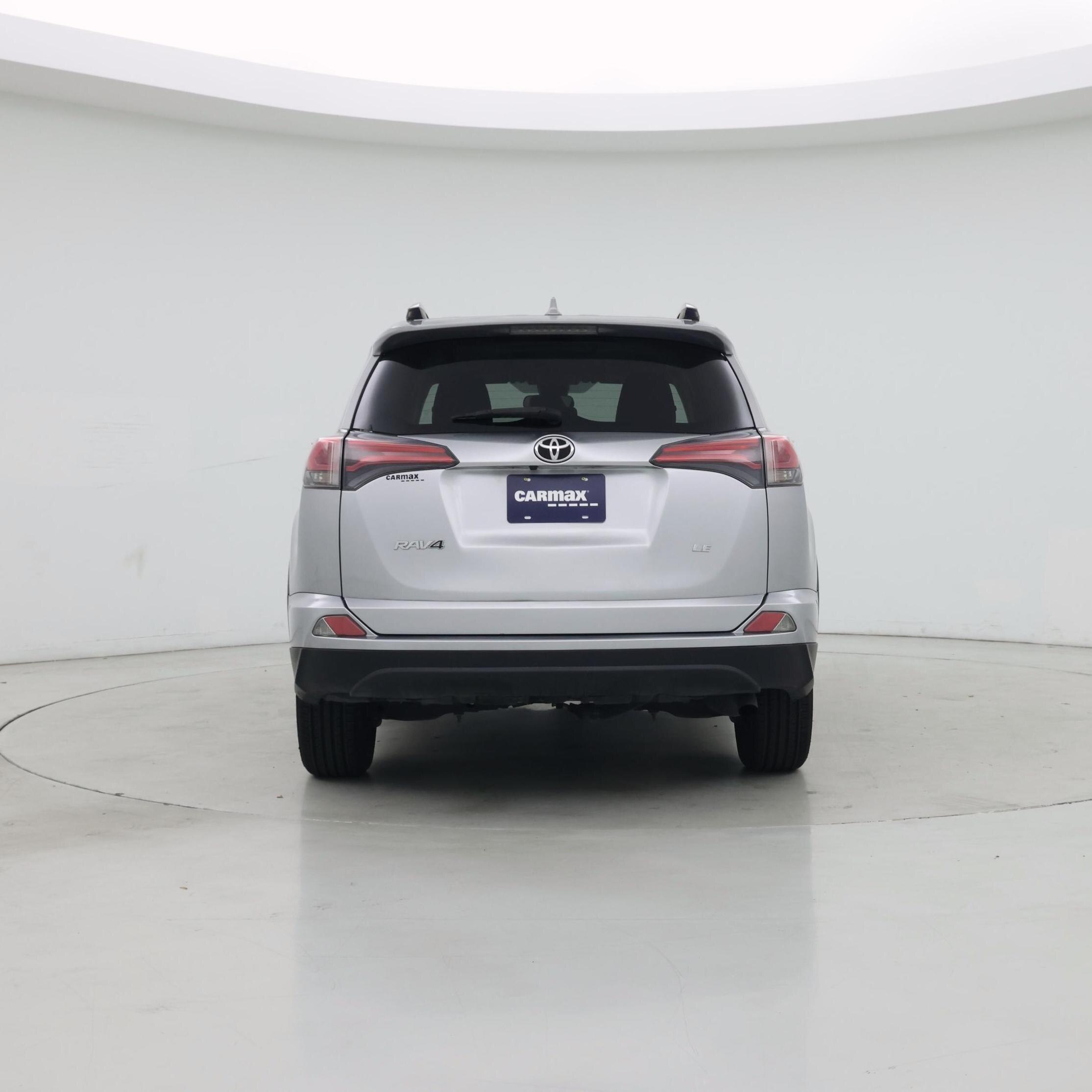 Thumbnail: 2018 Toyota RAV4 - 6