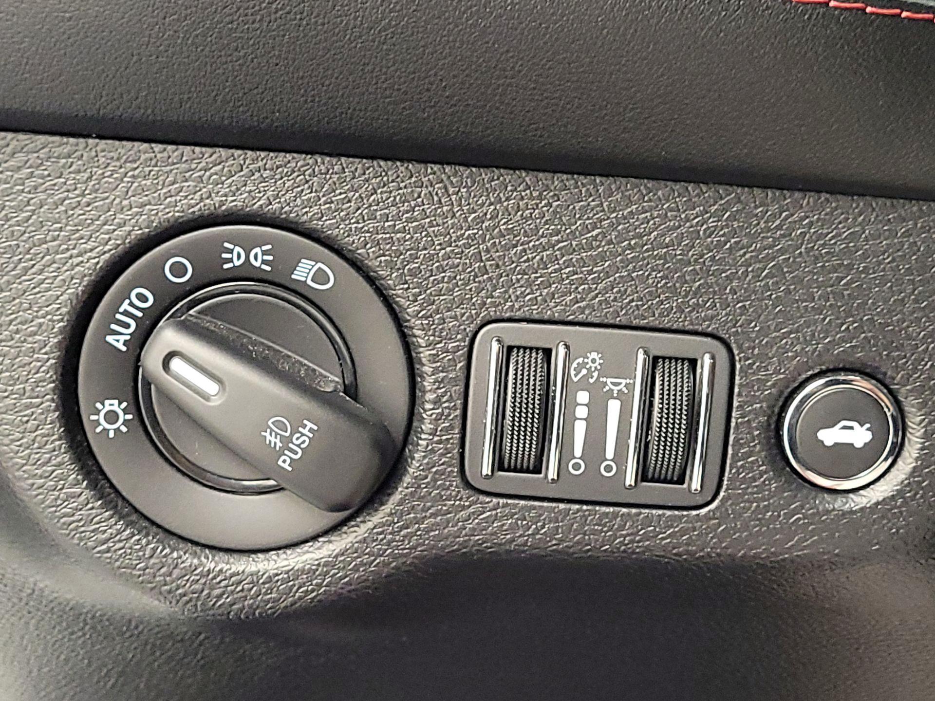 Thumbnail: 2022 Dodge Challenger - 13