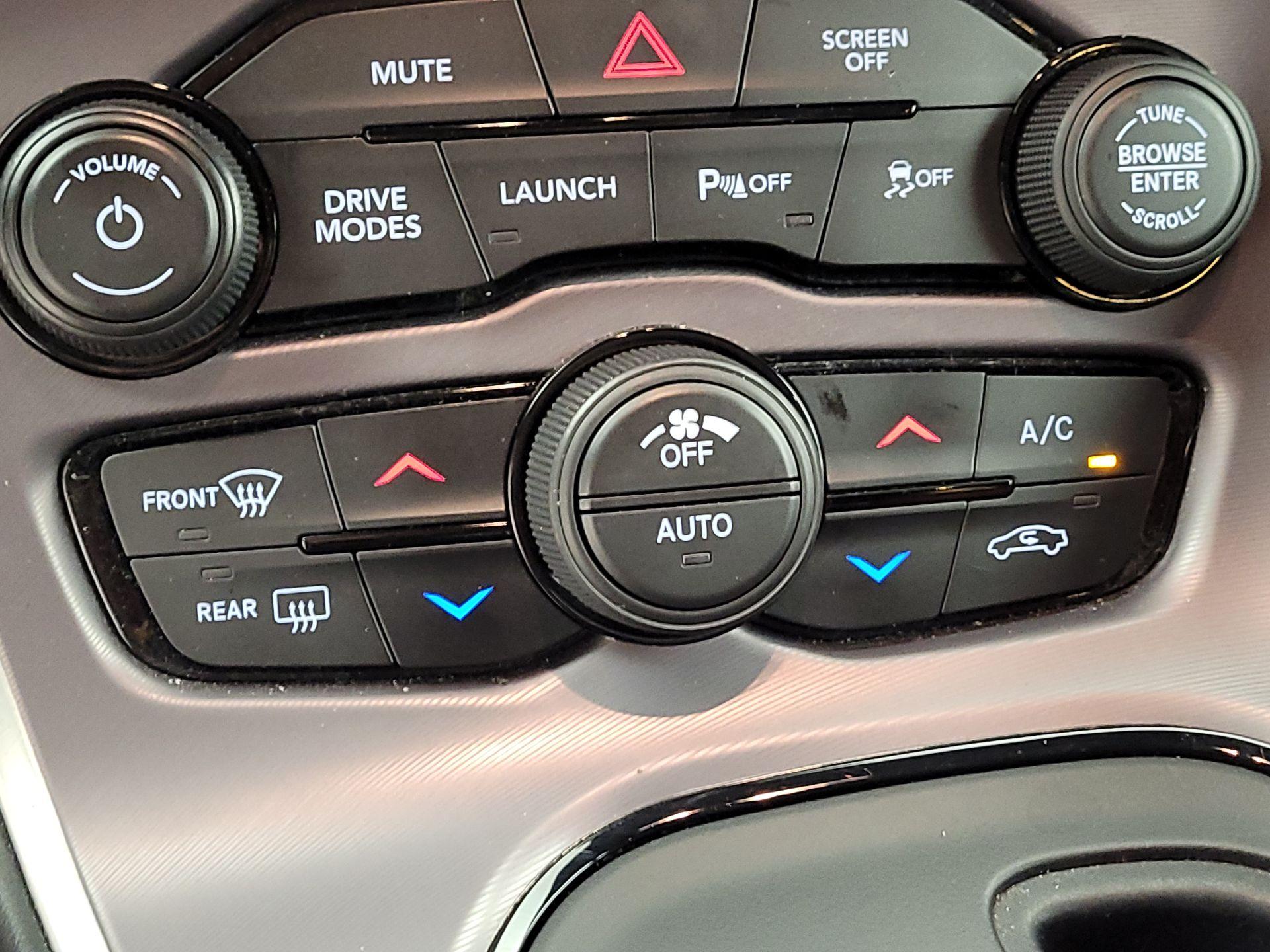 Thumbnail: 2022 Dodge Challenger - 16