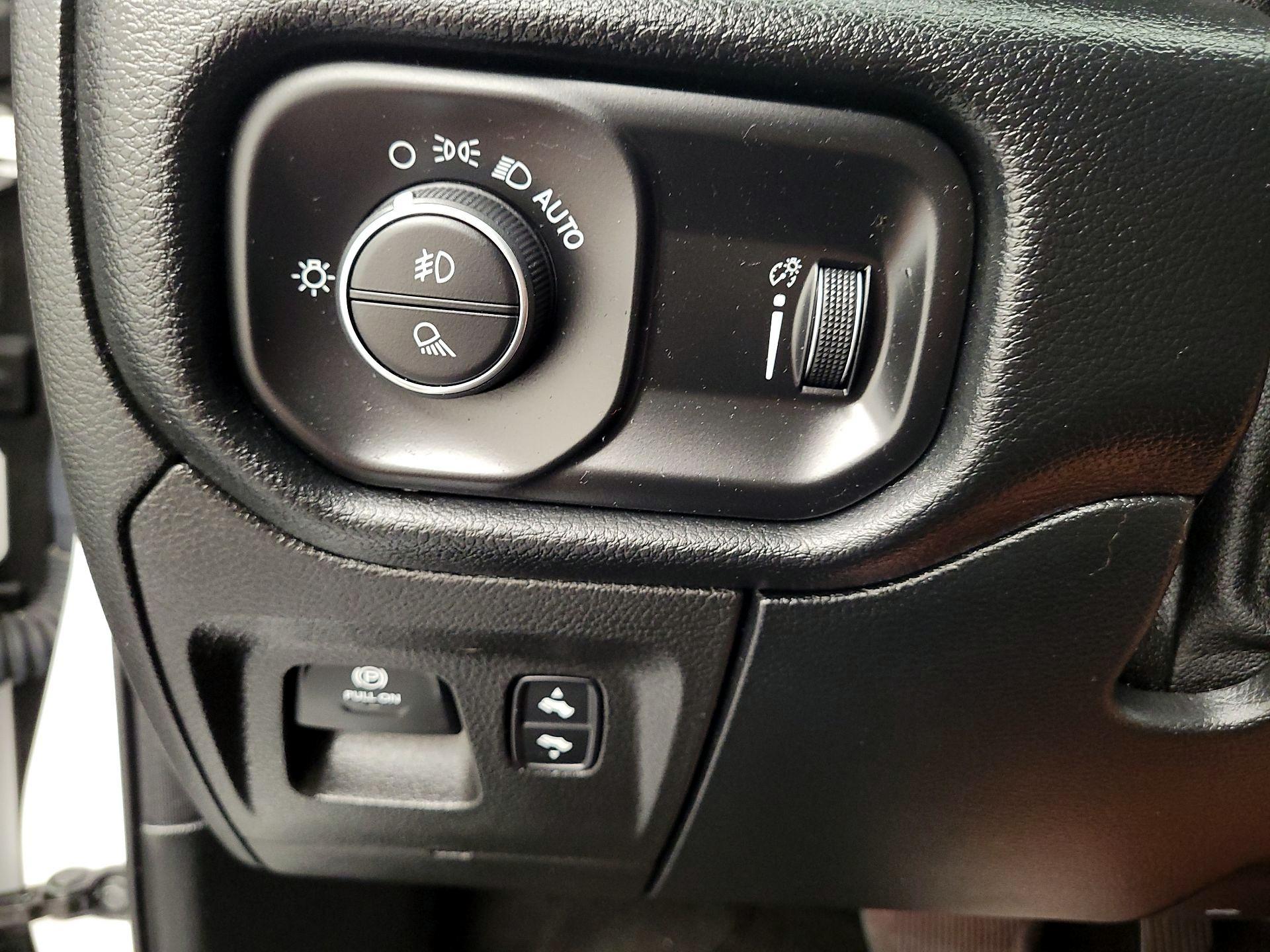 Thumbnail: 2020 RAM 1500 - 13