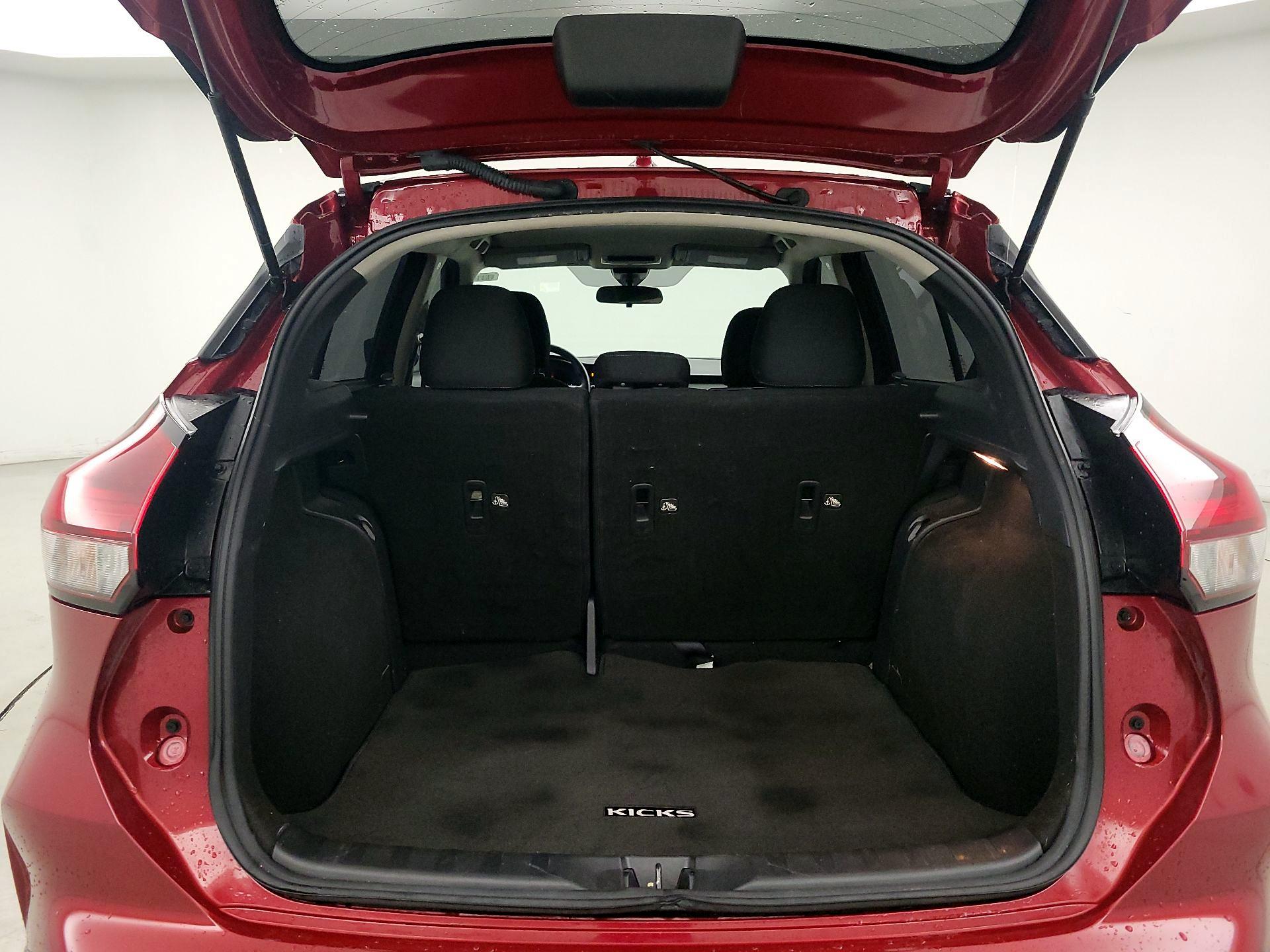 Thumbnail: 2023 Nissan Kicks - 20