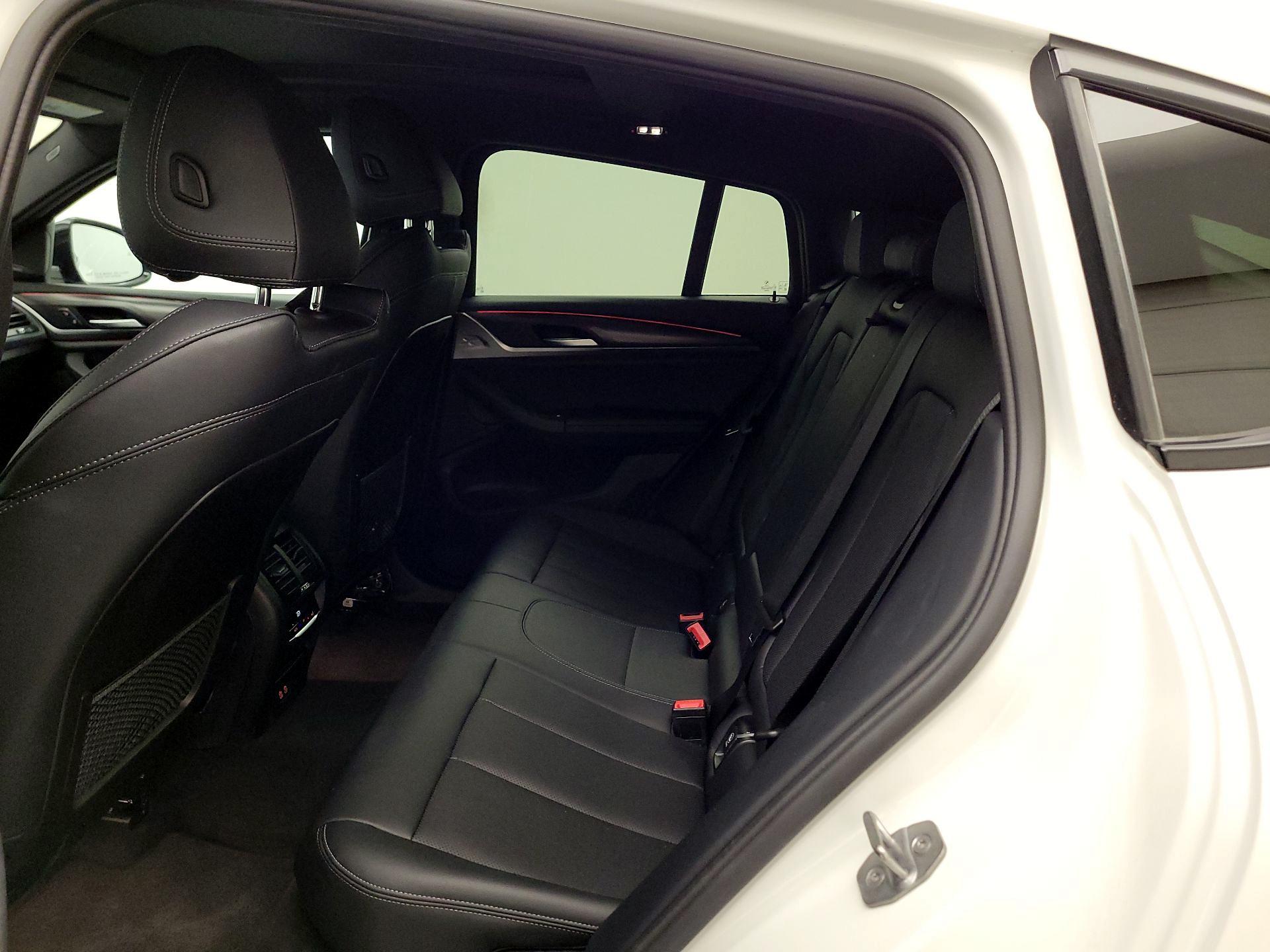 Thumbnail: 2023 BMW X4 - 20