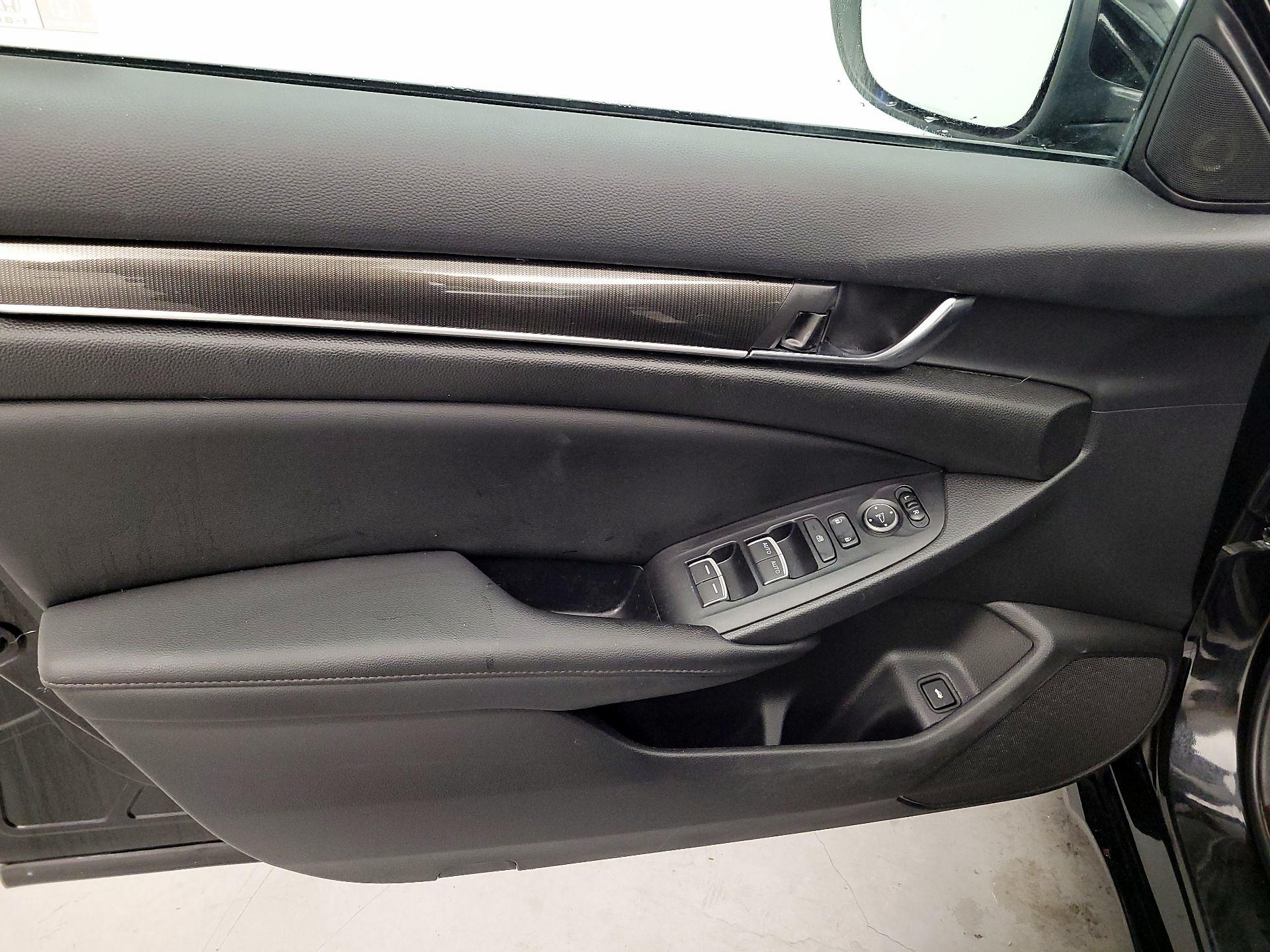 Thumbnail: 2022 Honda Accord - 12