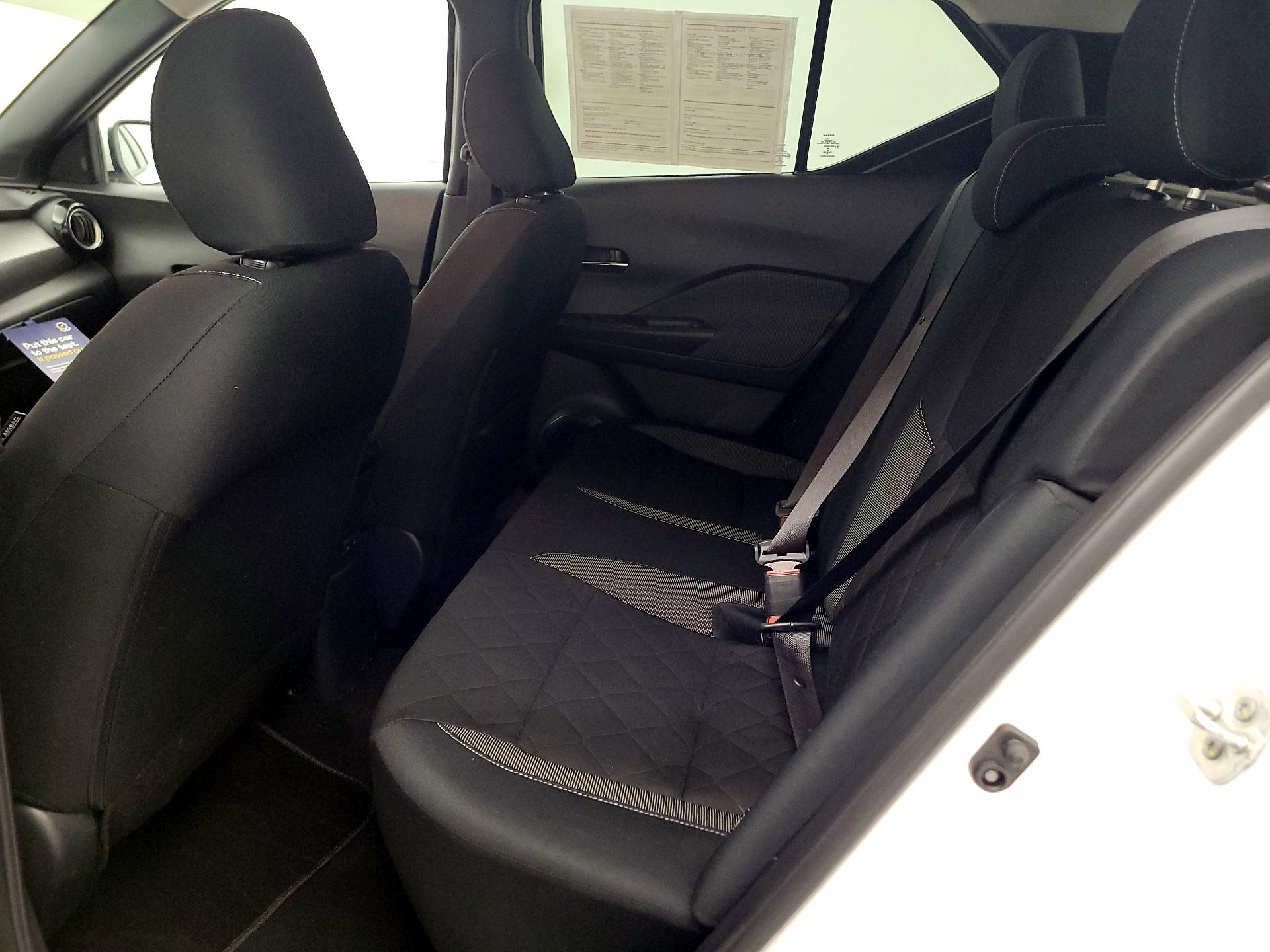 Thumbnail: 2020 Nissan Kicks - 18