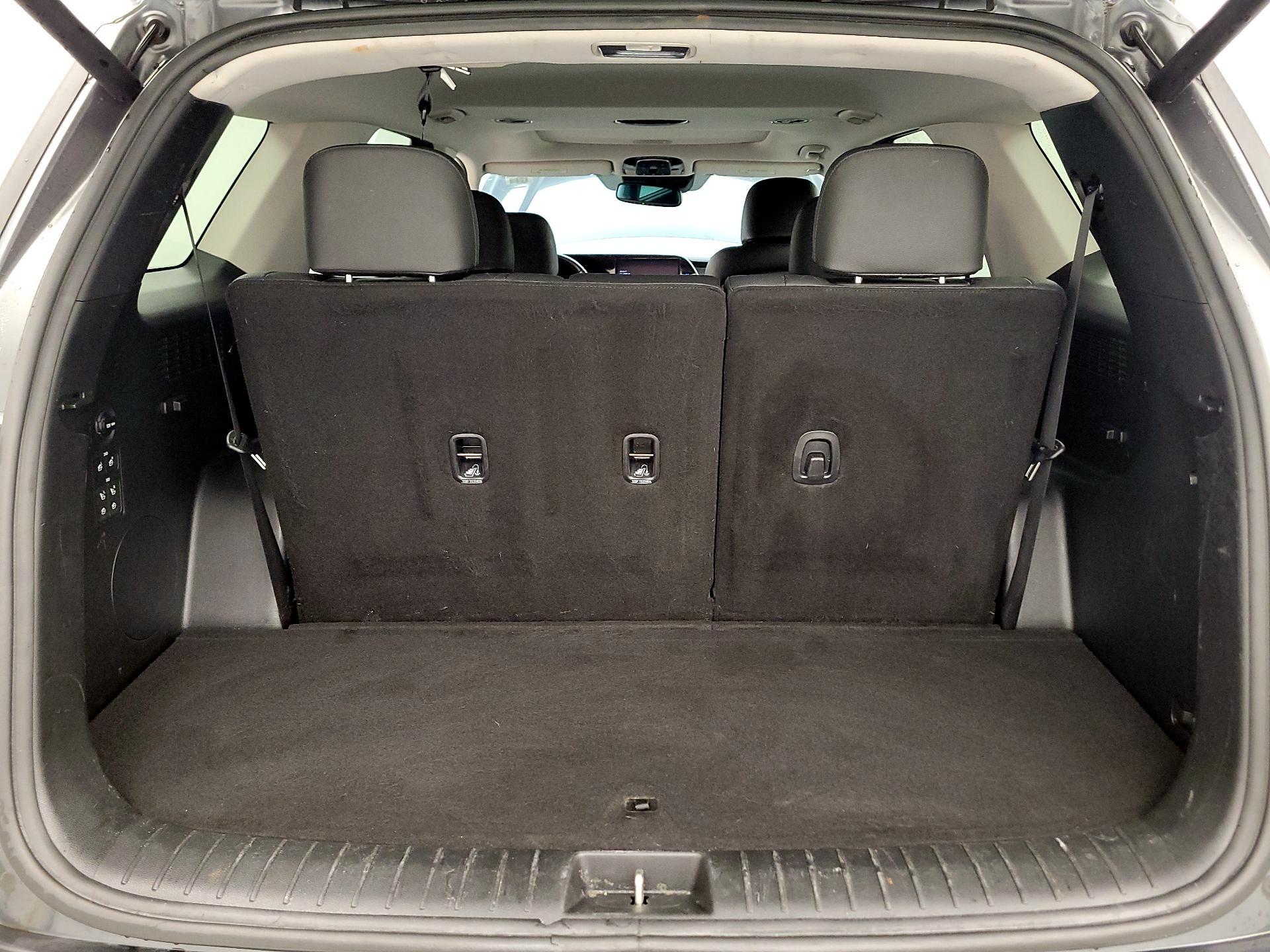 Thumbnail: 2022 Hyundai Palisade - 16