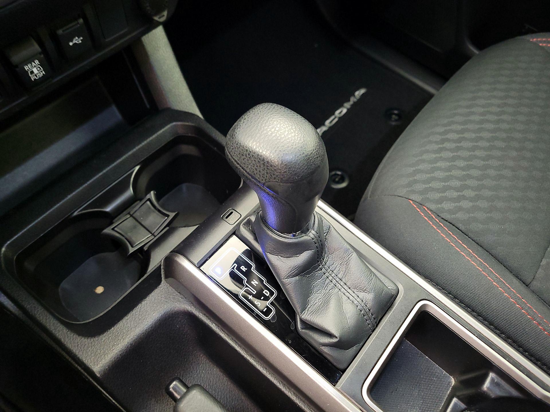 Thumbnail: 2021 Toyota Tacoma - 17