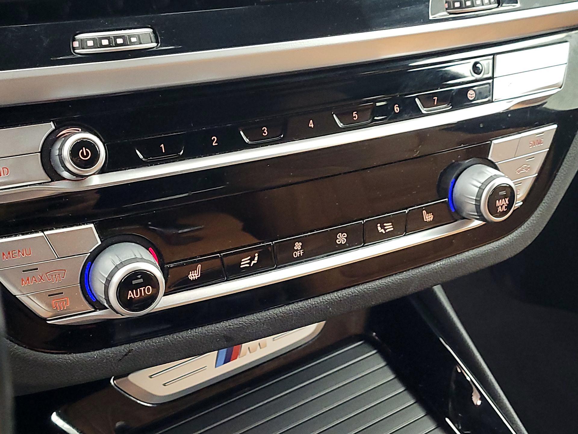 Thumbnail: 2021 BMW X3 - 16