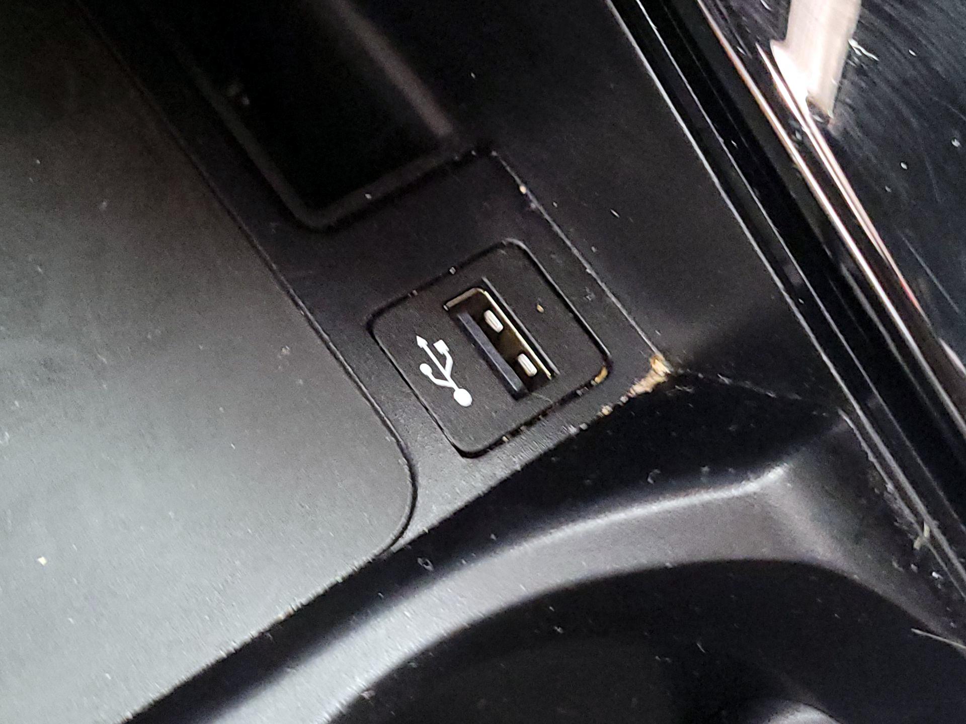 Thumbnail: 2021 BMW X3 - 18