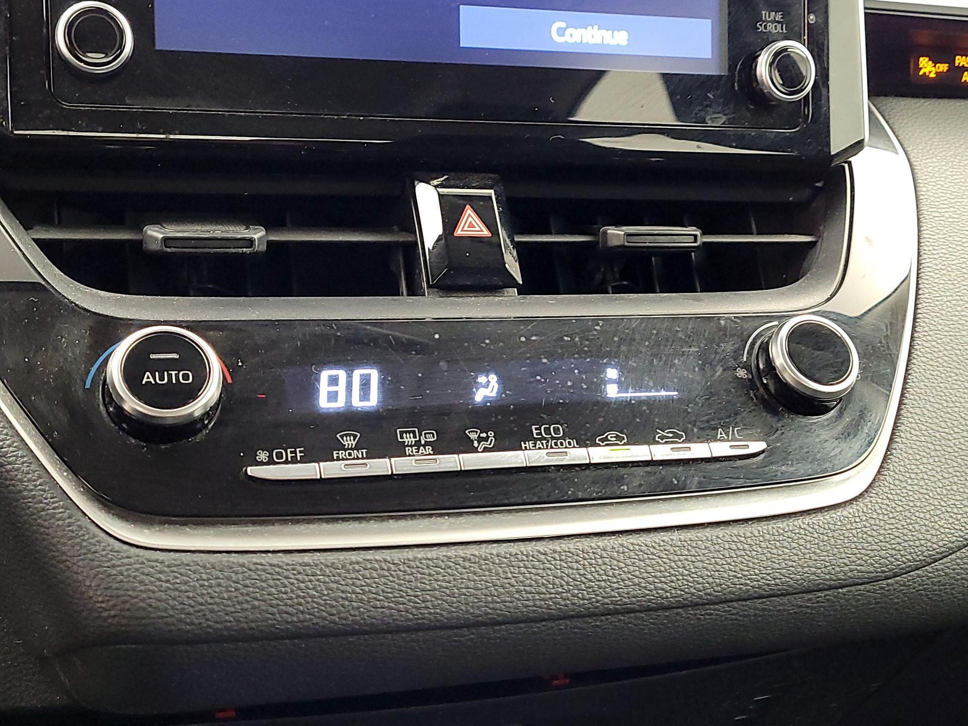 Thumbnail: 2020 Toyota Corolla - 16