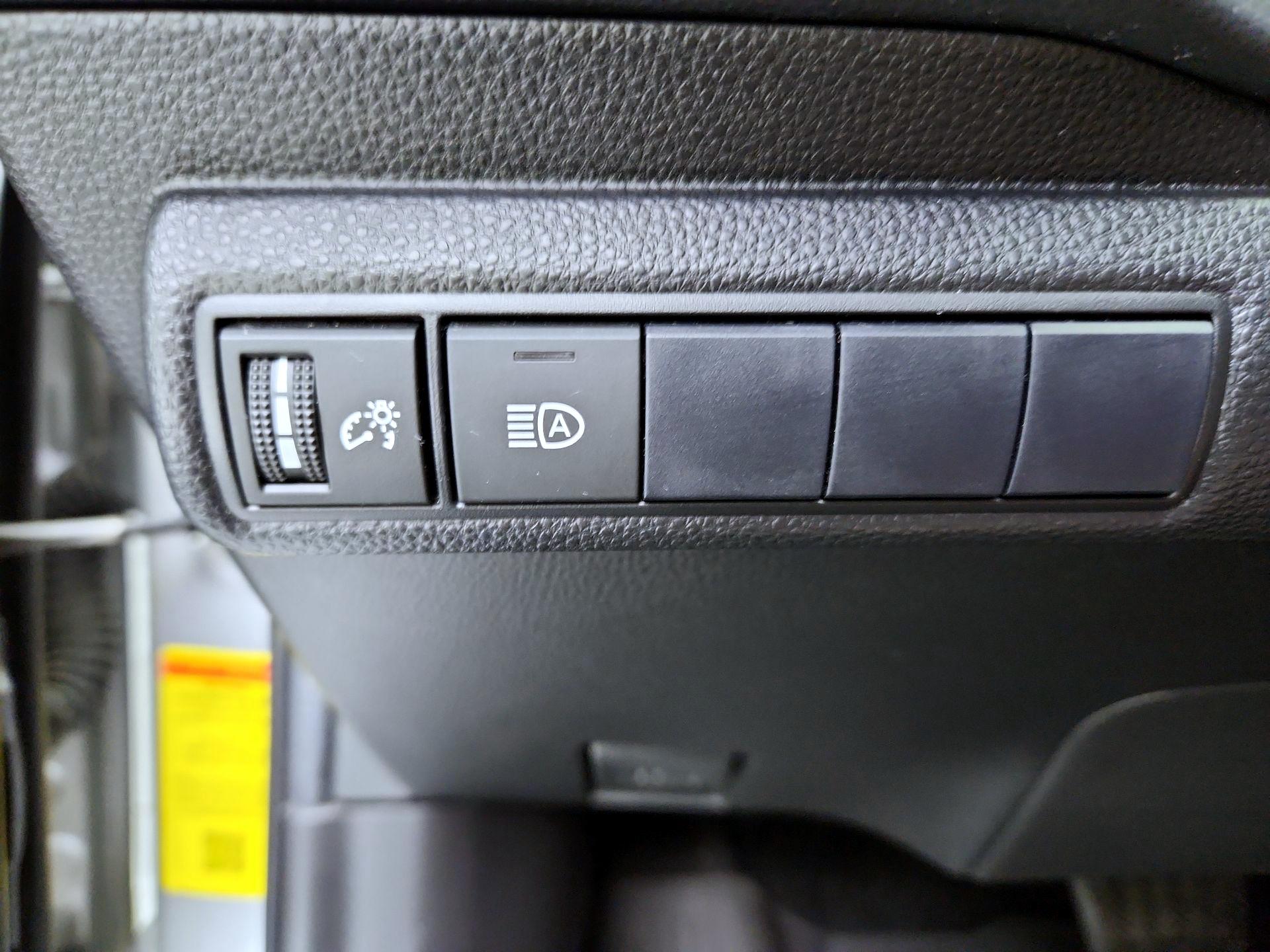 Thumbnail: 2022 Toyota Corolla - 13