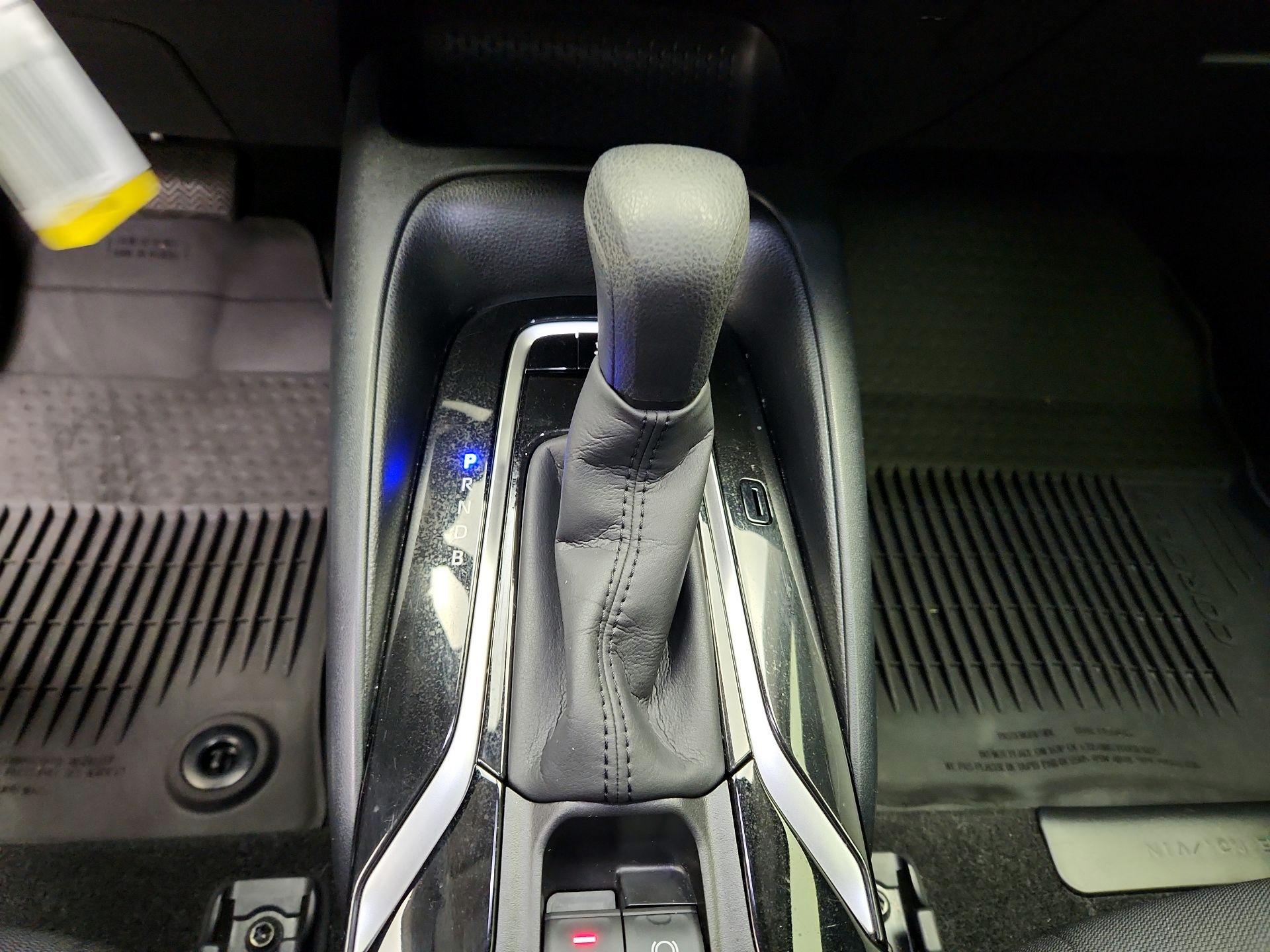 Thumbnail: 2022 Toyota Corolla - 17